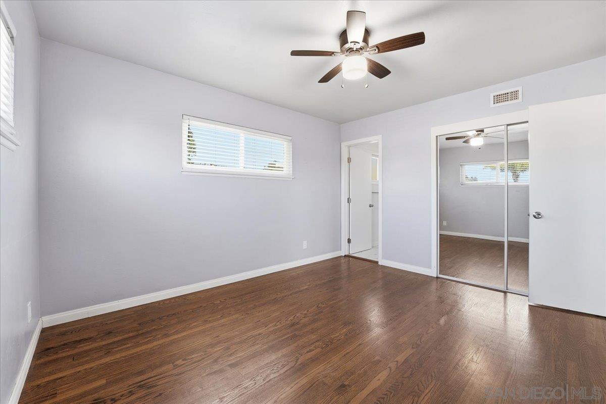 Detail Gallery Image 19 of 38 For 2431  Root Street, San Diego,  CA 92123 - 5 Beds | 3 Baths