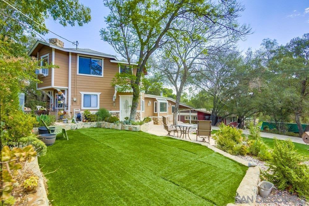 Detail Gallery Image 2 of 43 For 124  South Ln, El Cajon,  CA 92021 - 3 Beds | 2 Baths