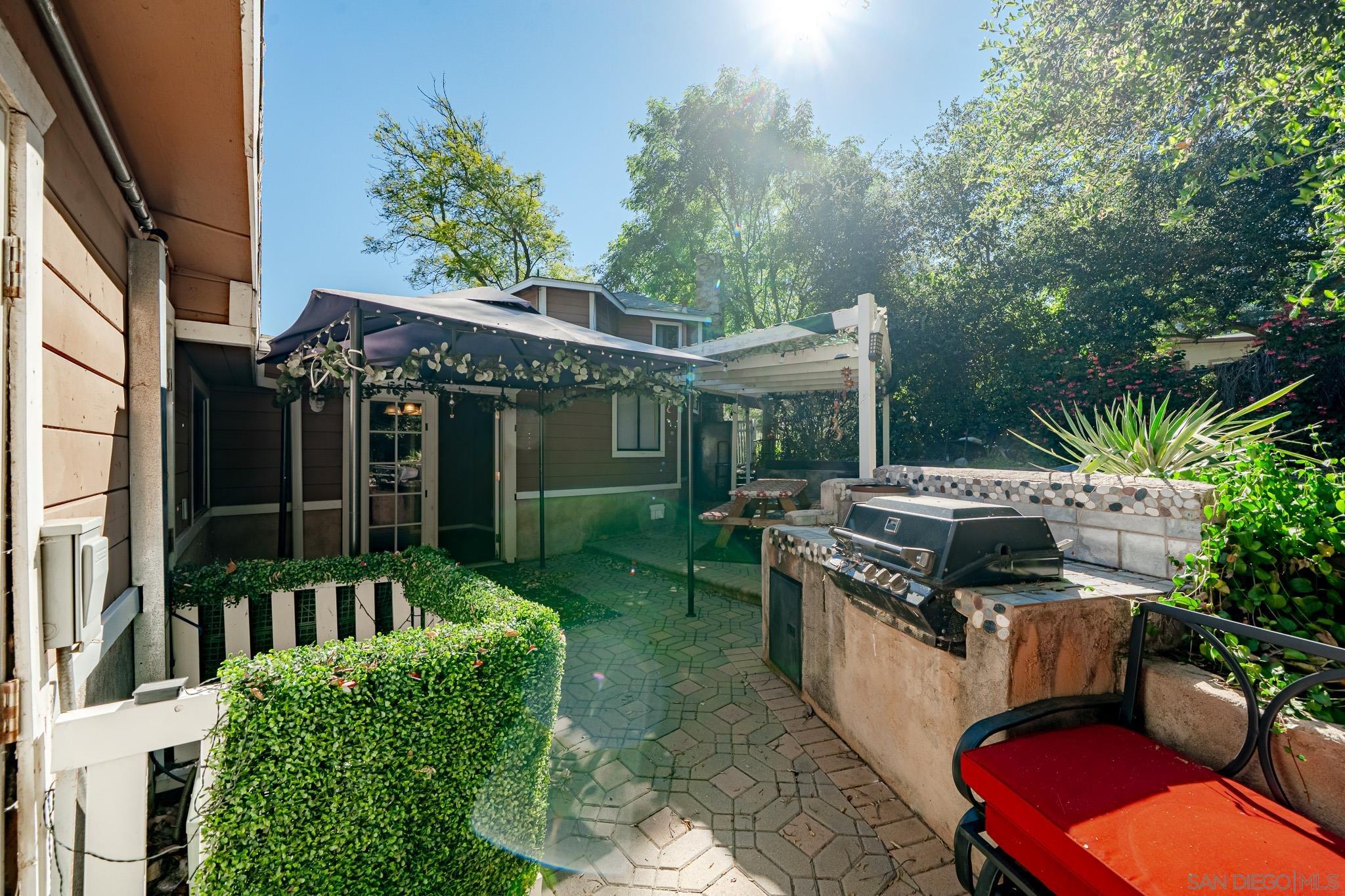 Detail Gallery Image 36 of 43 For 124  South Ln, El Cajon,  CA 92021 - 3 Beds | 2 Baths