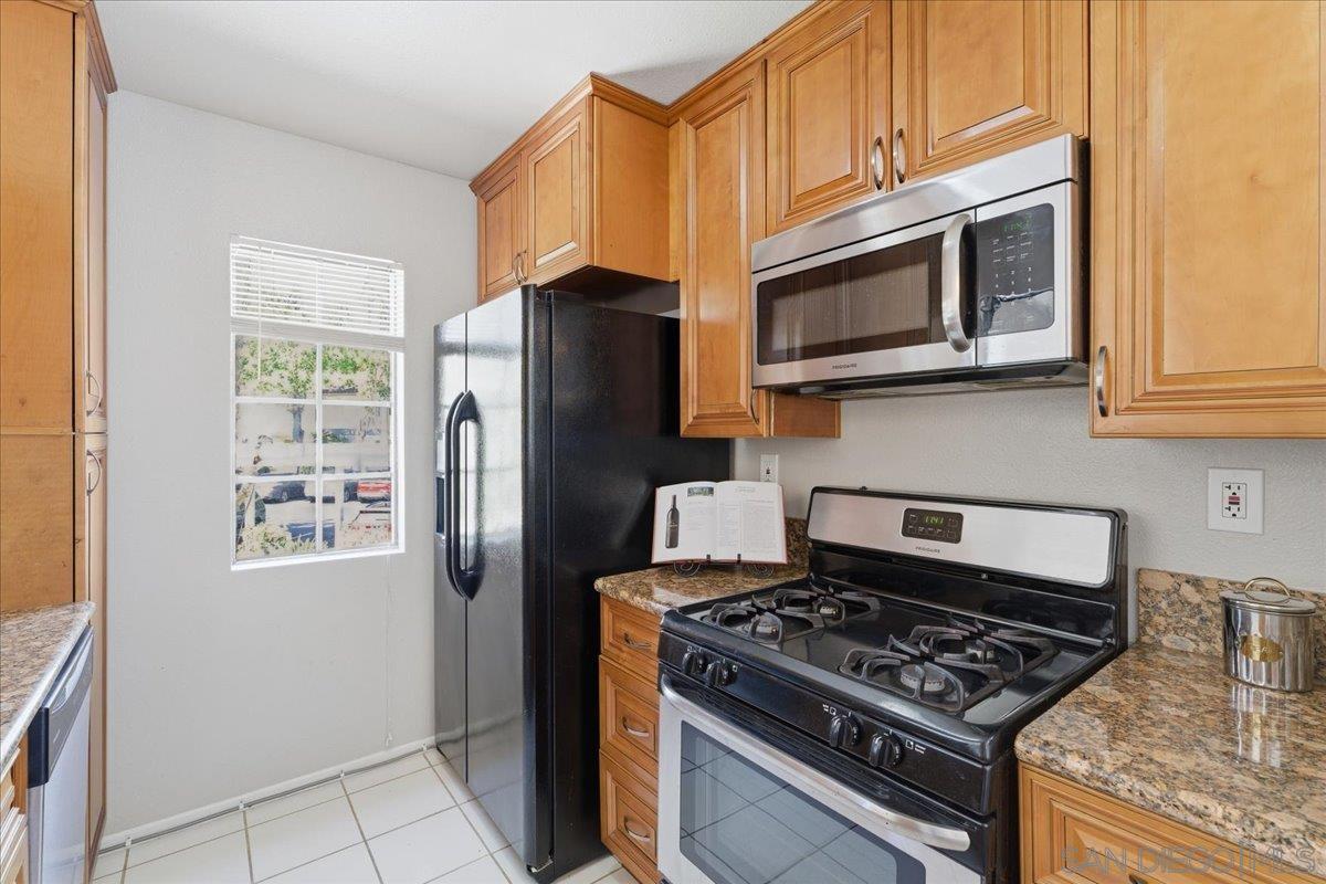 Detail Gallery Image 7 of 18 For 10361  Azuaga St  #188,  San Diego,  CA 92129 - 2 Beds | 2 Baths