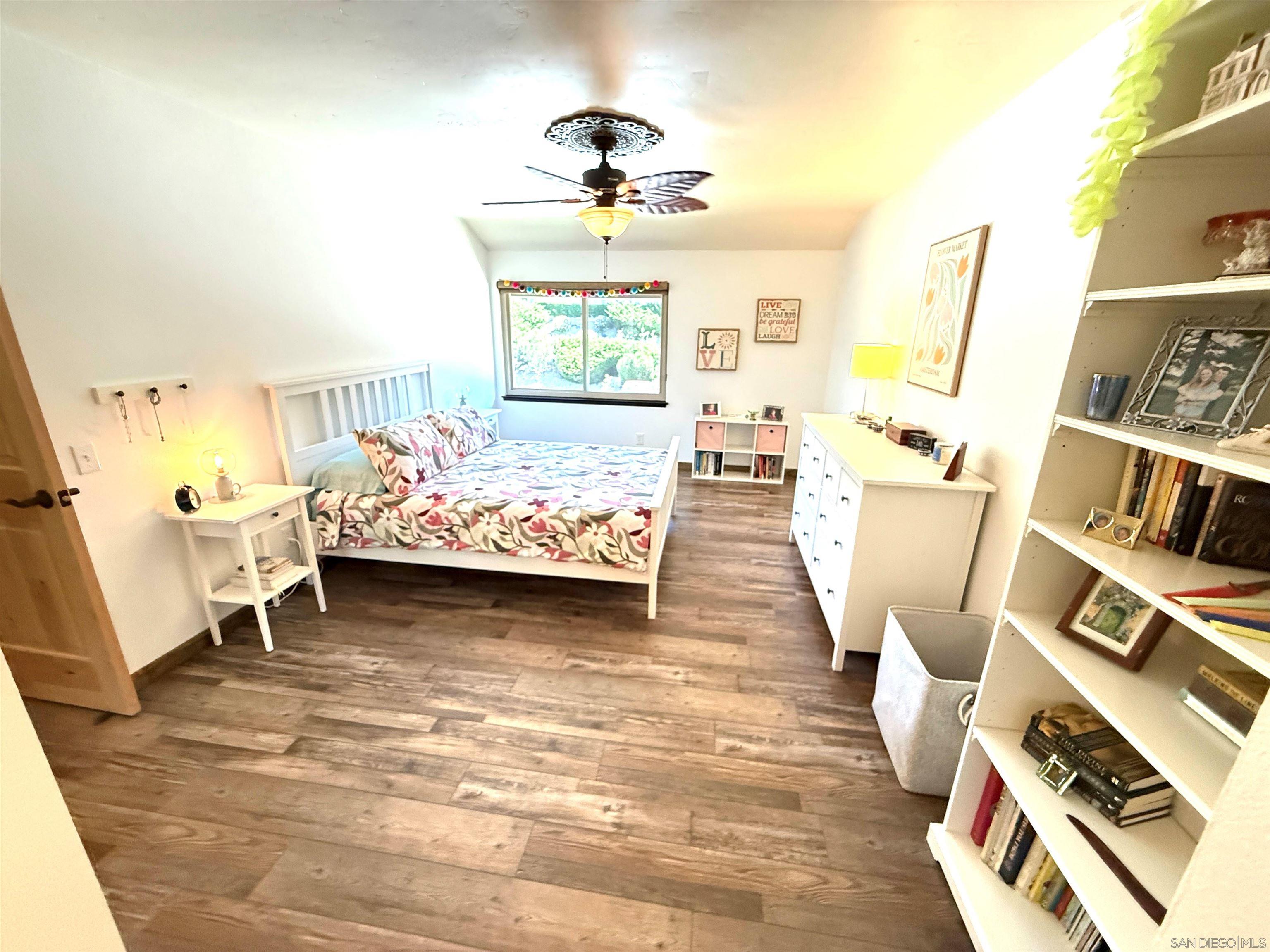 Detail Gallery Image 7 of 19 For 17337  Plaza Maria, San Diego,  CA 92128 - 3 Beds | 2 Baths