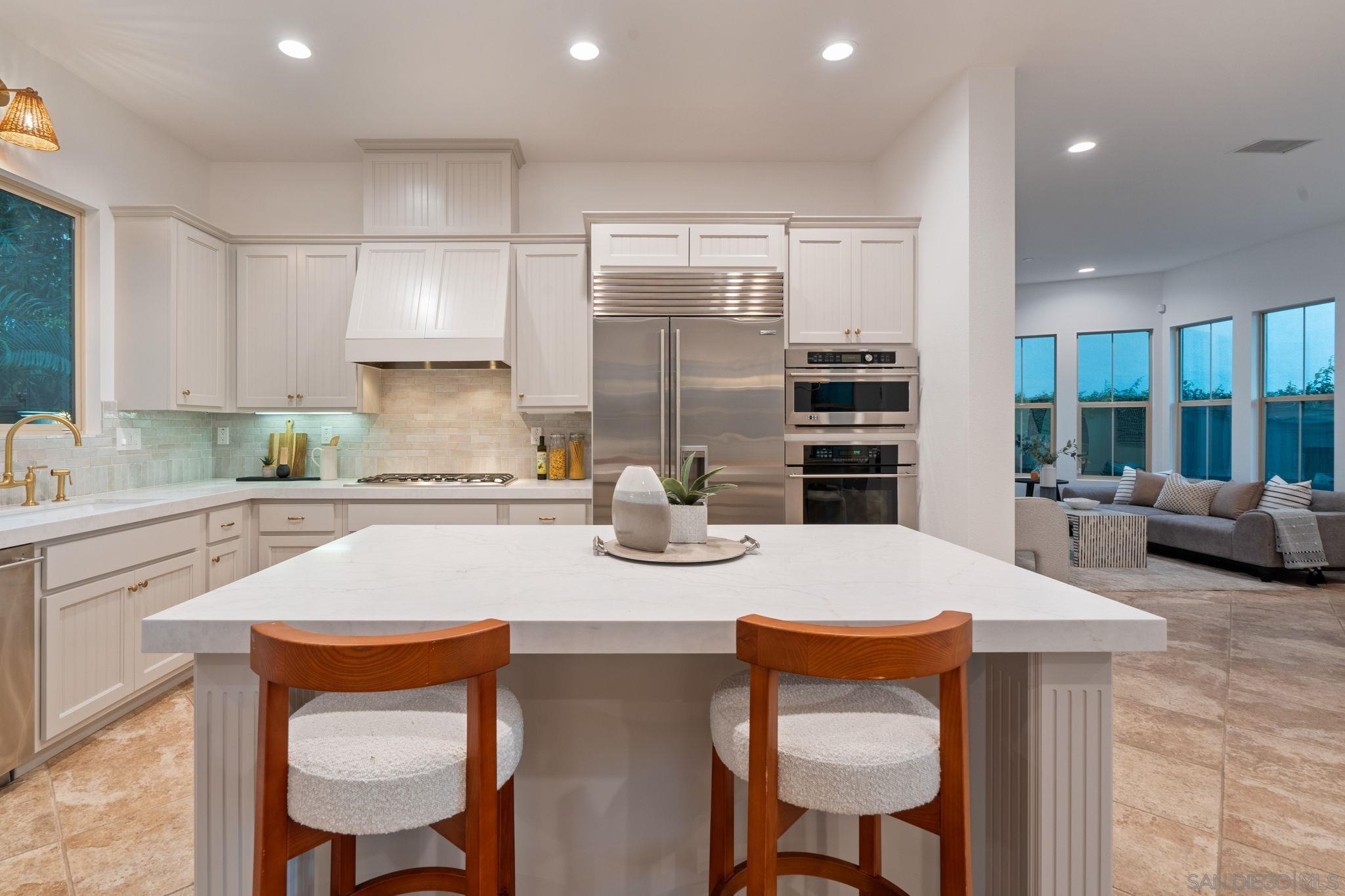 Front Image Thumbnail for SD260006540