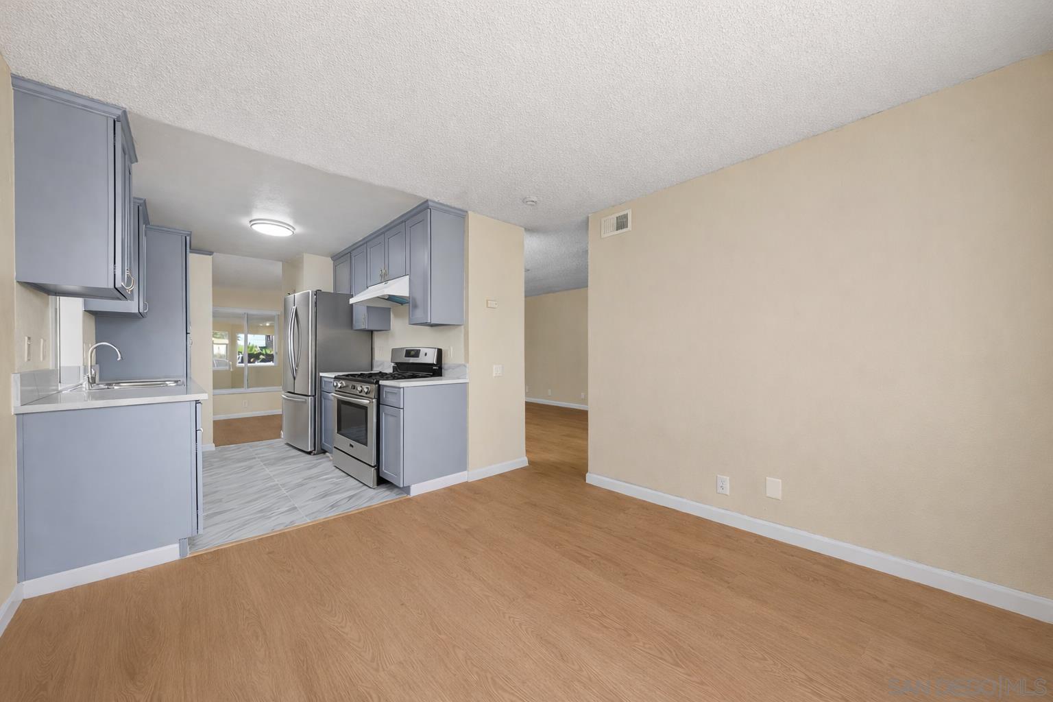 Detail Gallery Image 2 of 41 For 3482  Alonquin Way, San Diego,  CA 92154 - 3 Beds | 2 Baths