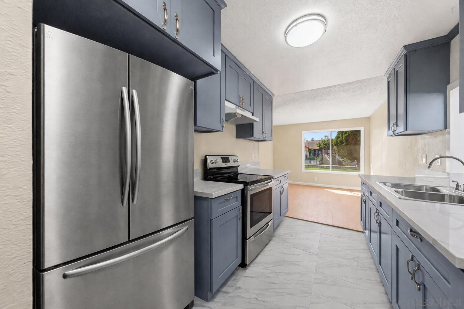 Detail Gallery Image 8 of 41 For 3482  Alonquin Way, San Diego,  CA 92154 - 3 Beds | 2 Baths