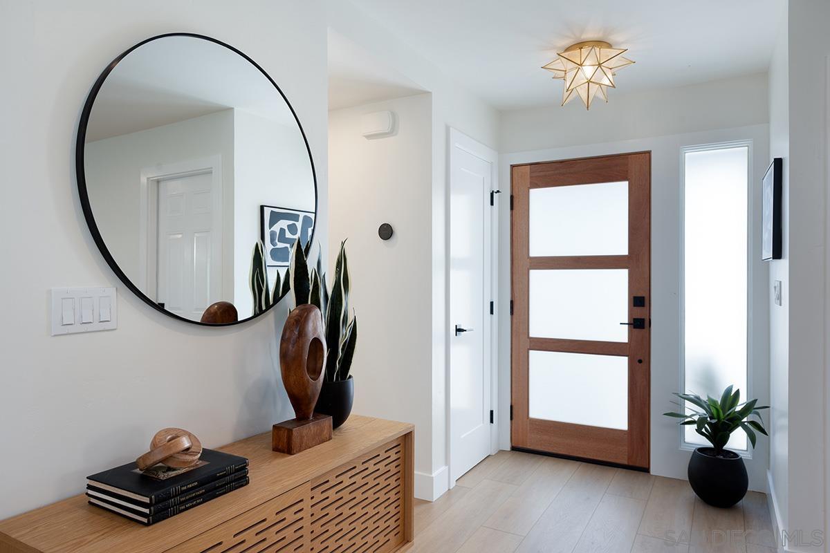 Detail Gallery Image 10 of 30 For 6211  Syracuse Lane, San Diego,  CA 92122 - 3 Beds | 2 Baths