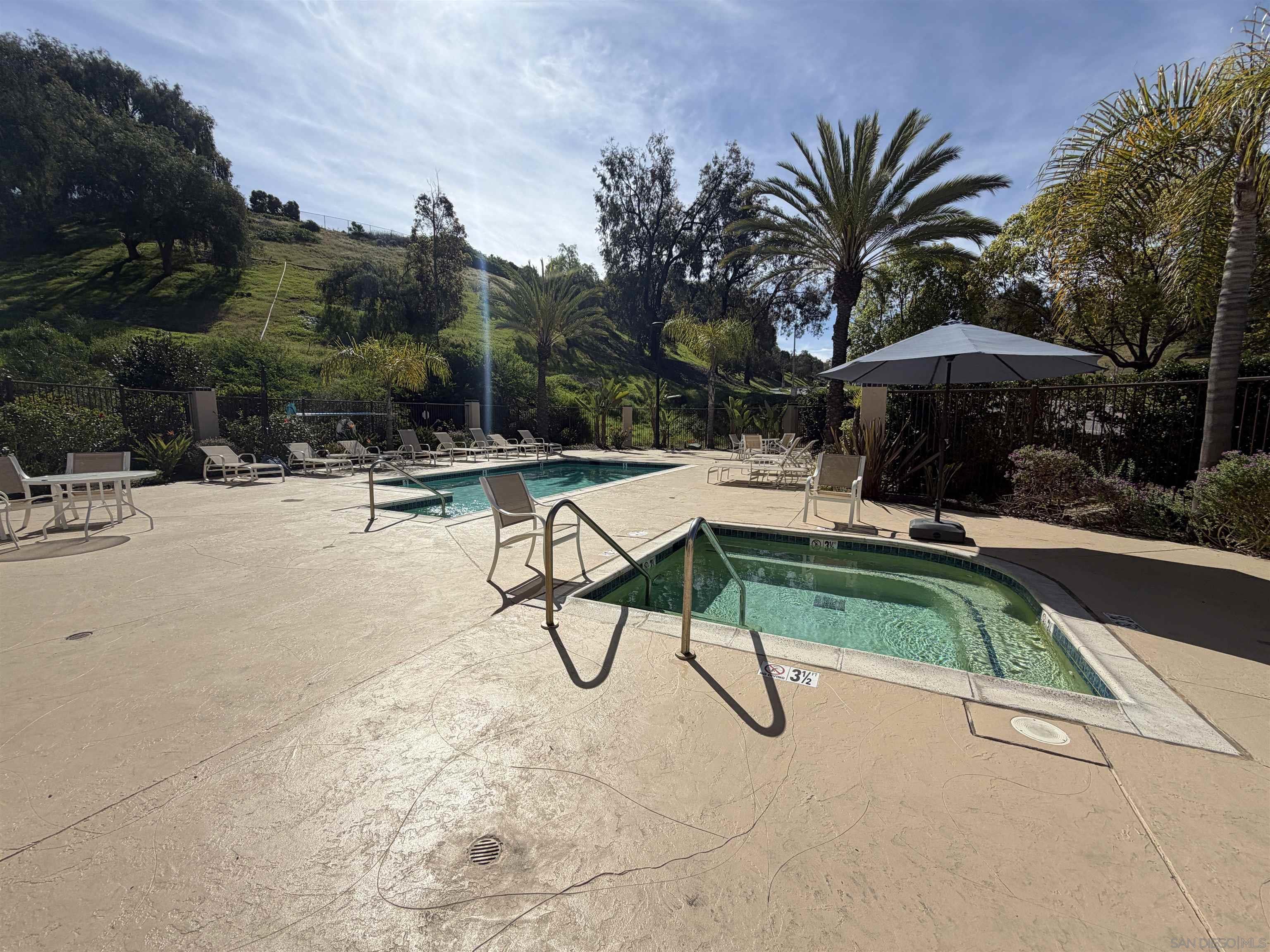 Detail Gallery Image 18 of 22 For 400  Sea Cliff  #402,  Oceanside,  CA 92056 - 1 Beds | 1 Baths