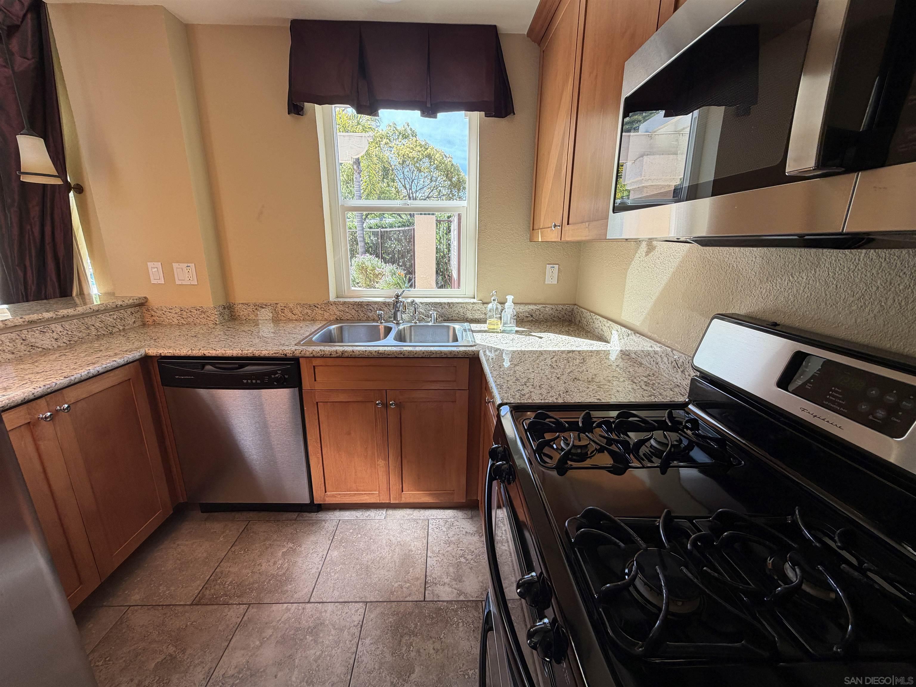 Detail Gallery Image 20 of 22 For 400  Sea Cliff  #402,  Oceanside,  CA 92056 - 1 Beds | 1 Baths