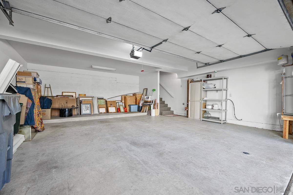 Detail Gallery Image 31 of 45 For 5125  Renaissance Ave  #B,  San Diego,  CA 92122 - 3 Beds | 2/1 Baths