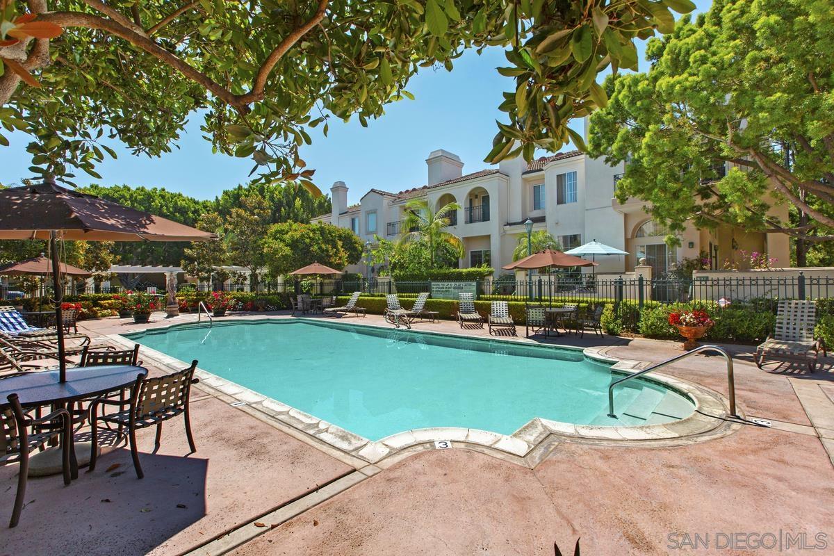 Detail Gallery Image 36 of 45 For 5125  Renaissance Ave  #B,  San Diego,  CA 92122 - 3 Beds | 2/1 Baths