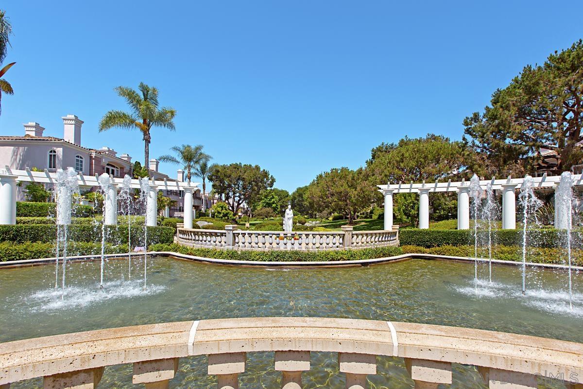 Detail Gallery Image 39 of 45 For 5125  Renaissance Ave  #B,  San Diego,  CA 92122 - 3 Beds | 2/1 Baths