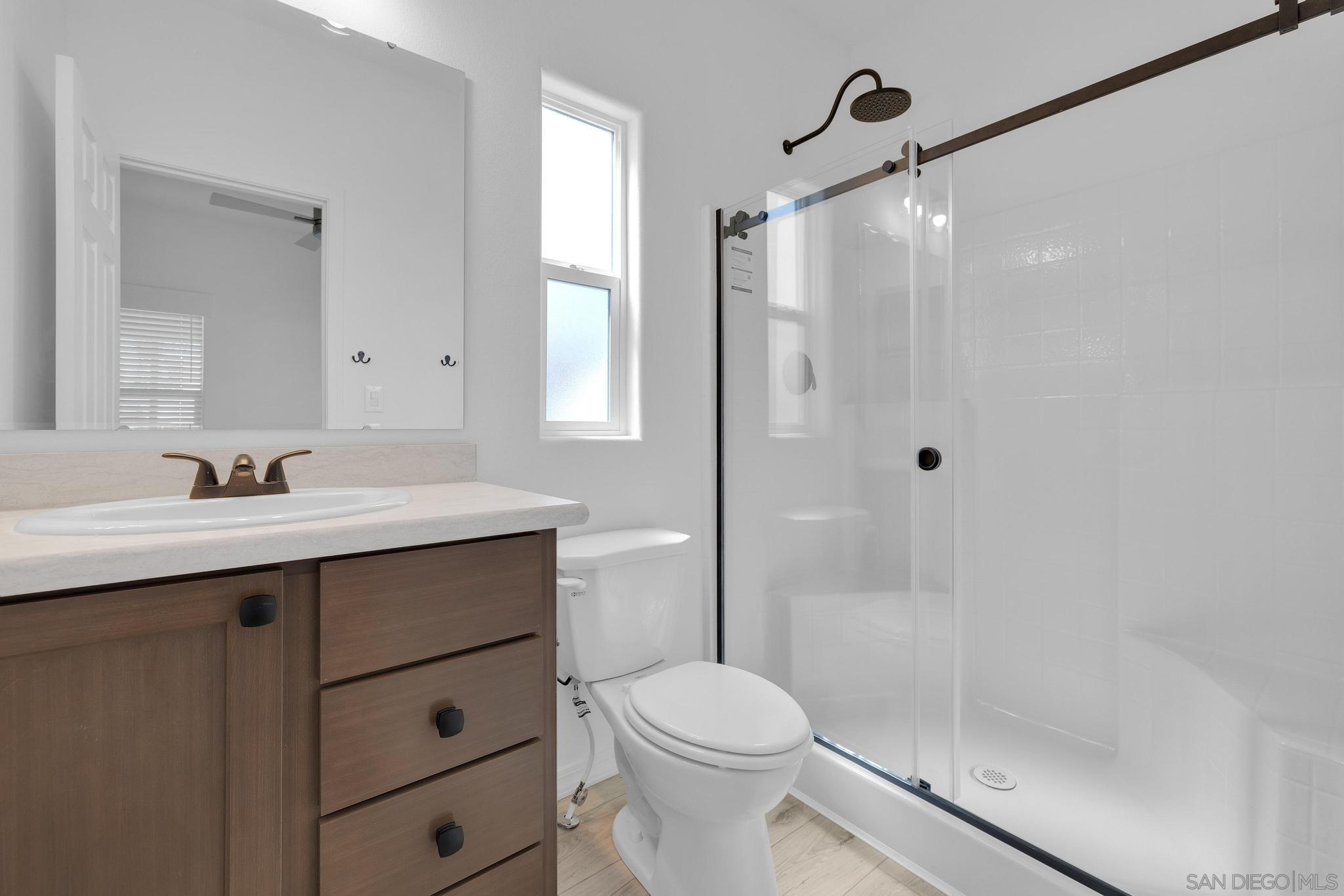 Detail Gallery Image 9 of 18 For 1174 E Main  #62,  El Cajon,  CA 92021 - 2 Beds | 2 Baths