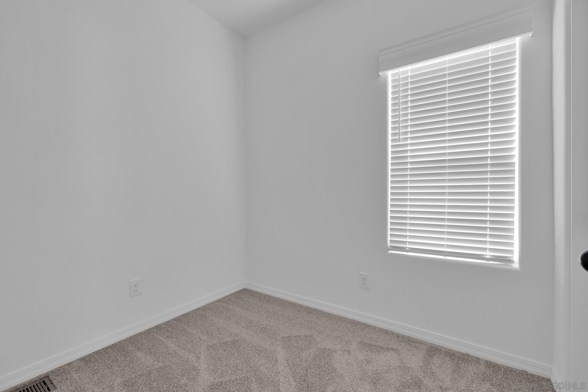 Detail Gallery Image 10 of 18 For 1174 E Main  #62,  El Cajon,  CA 92021 - 2 Beds | 2 Baths