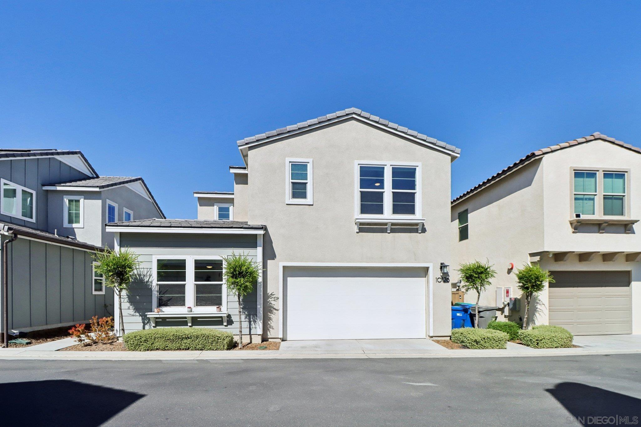 Front Image Thumbnail for SD260006546