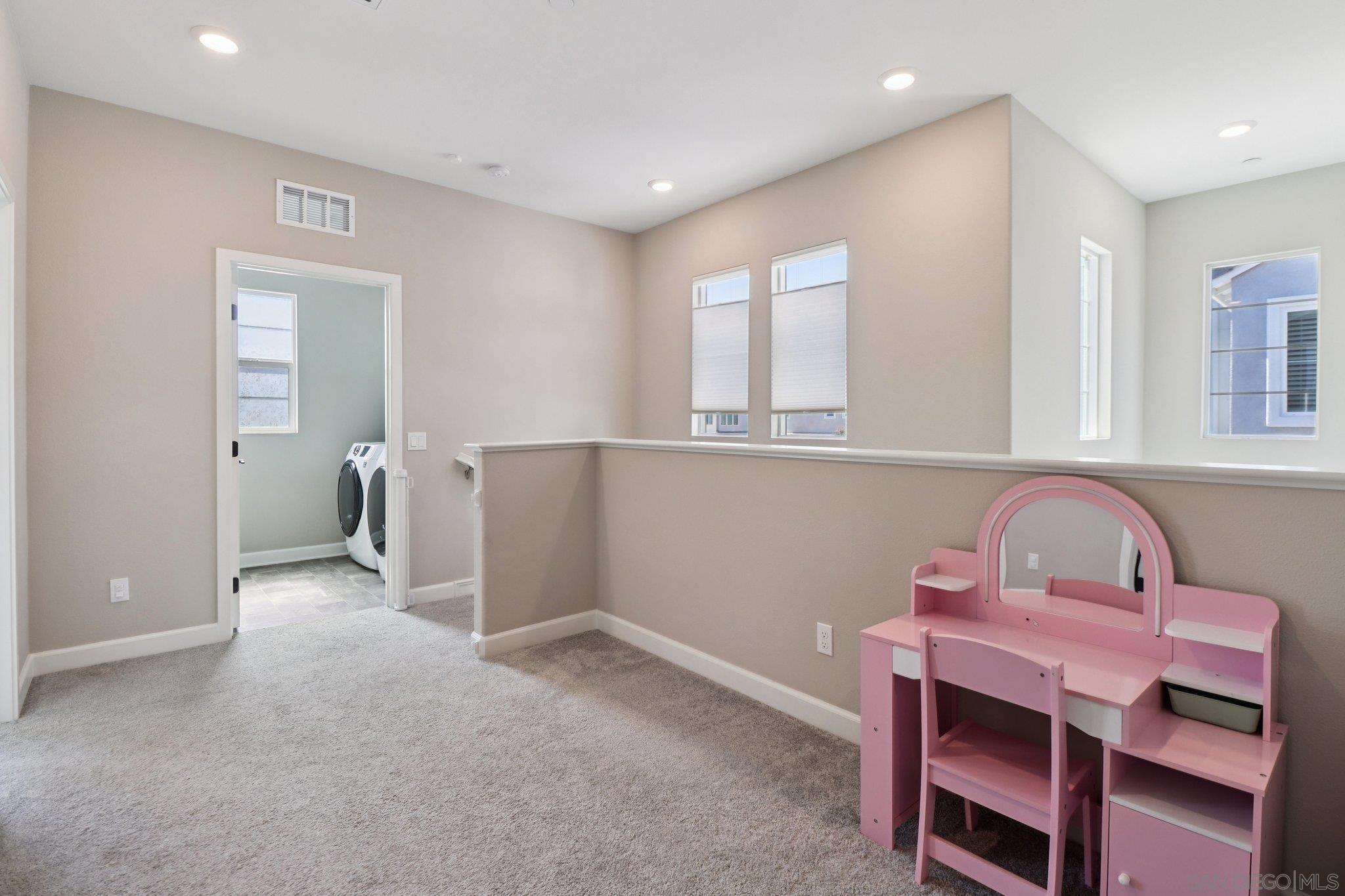 Detail Gallery Image 38 of 60 For 10128  Hercules Way, Spring Valley,  CA 91977 - 4 Beds | 3 Baths