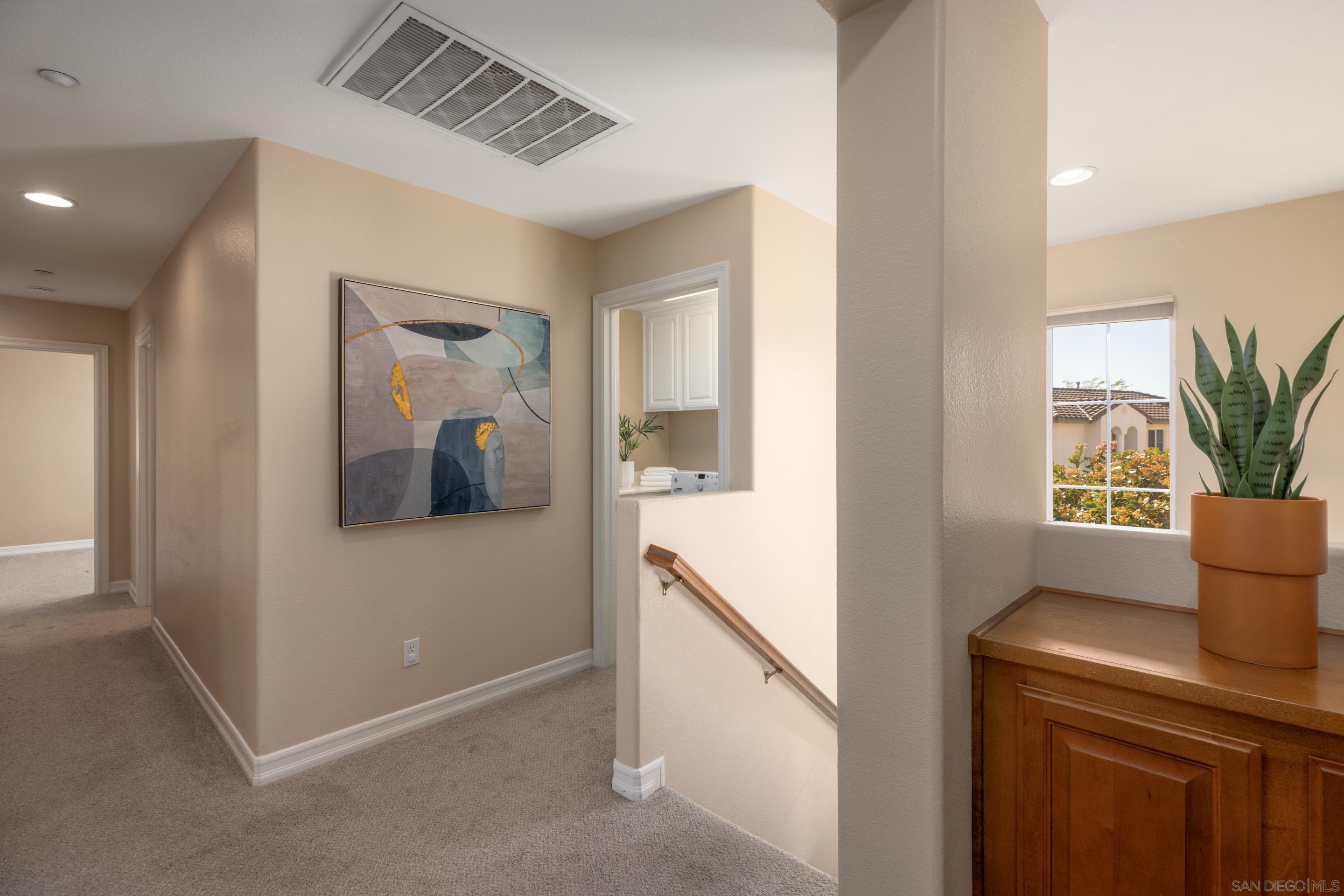 Detail Gallery Image 16 of 30 For 10527  Hollingsworth, San Diego,  CA 92127 - 4 Beds | 2/1 Baths