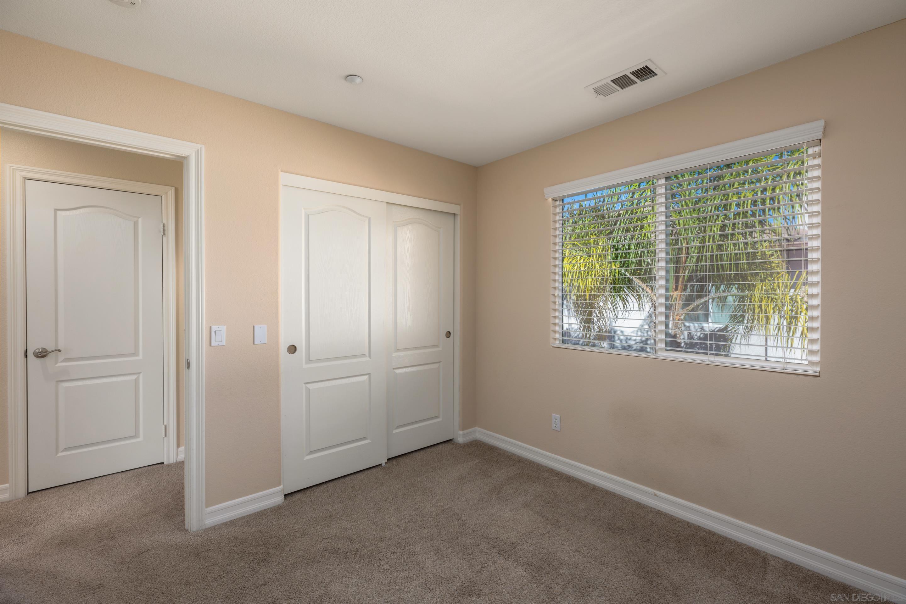 Detail Gallery Image 19 of 30 For 10527  Hollingsworth, San Diego,  CA 92127 - 4 Beds | 2/1 Baths