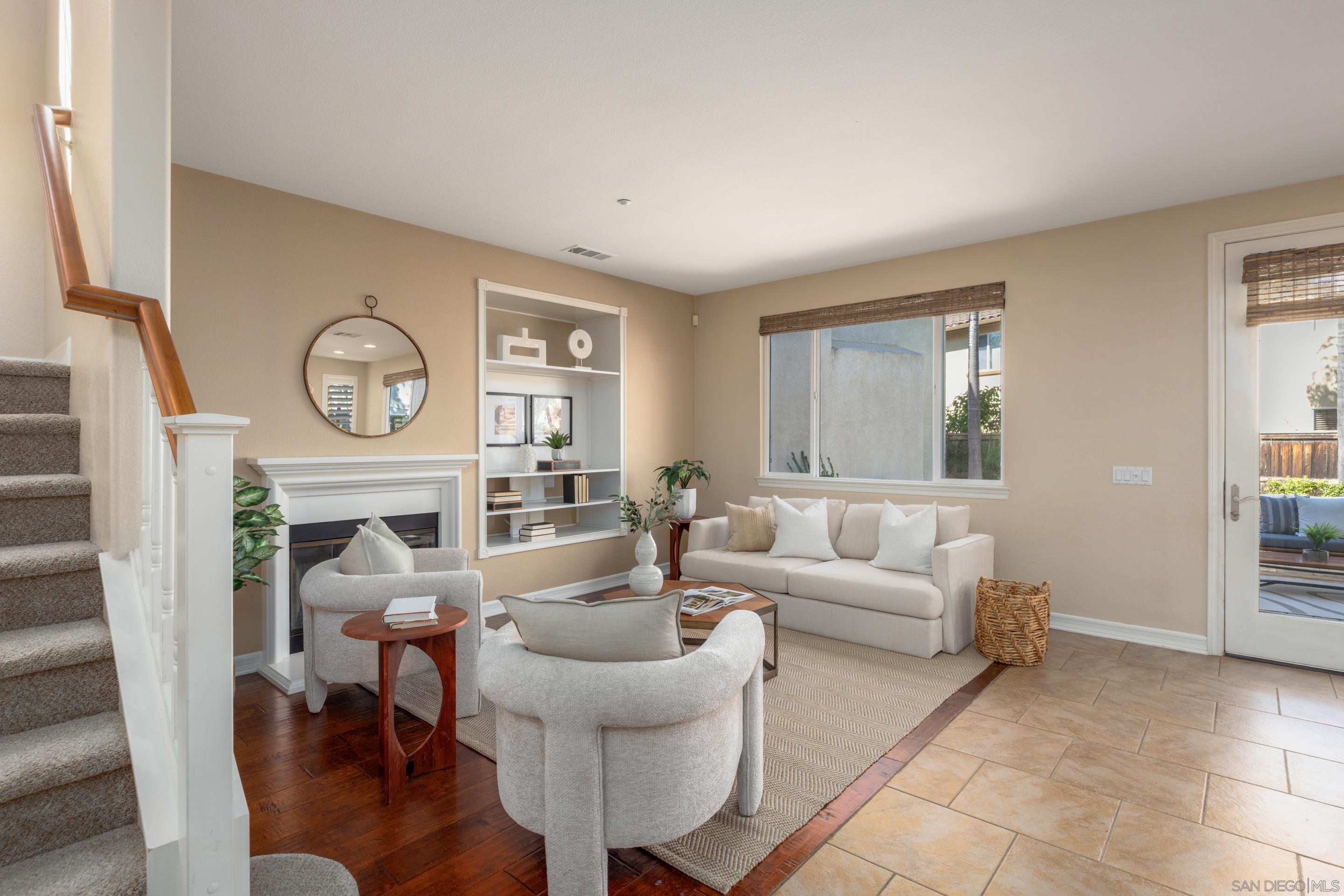 Detail Gallery Image 4 of 30 For 10527  Hollingsworth, San Diego,  CA 92127 - 4 Beds | 2/1 Baths