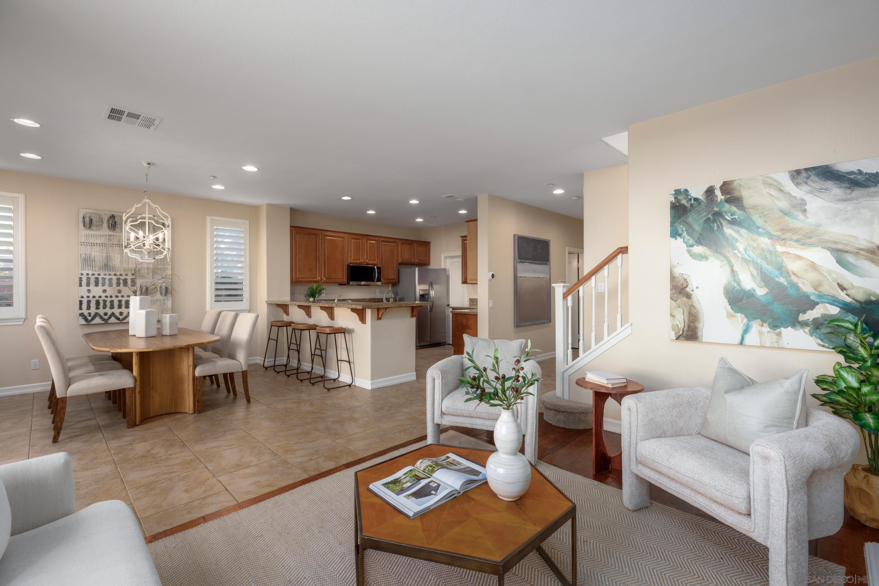 Detail Gallery Image 10 of 30 For 10527  Hollingsworth, San Diego,  CA 92127 - 4 Beds | 2/1 Baths