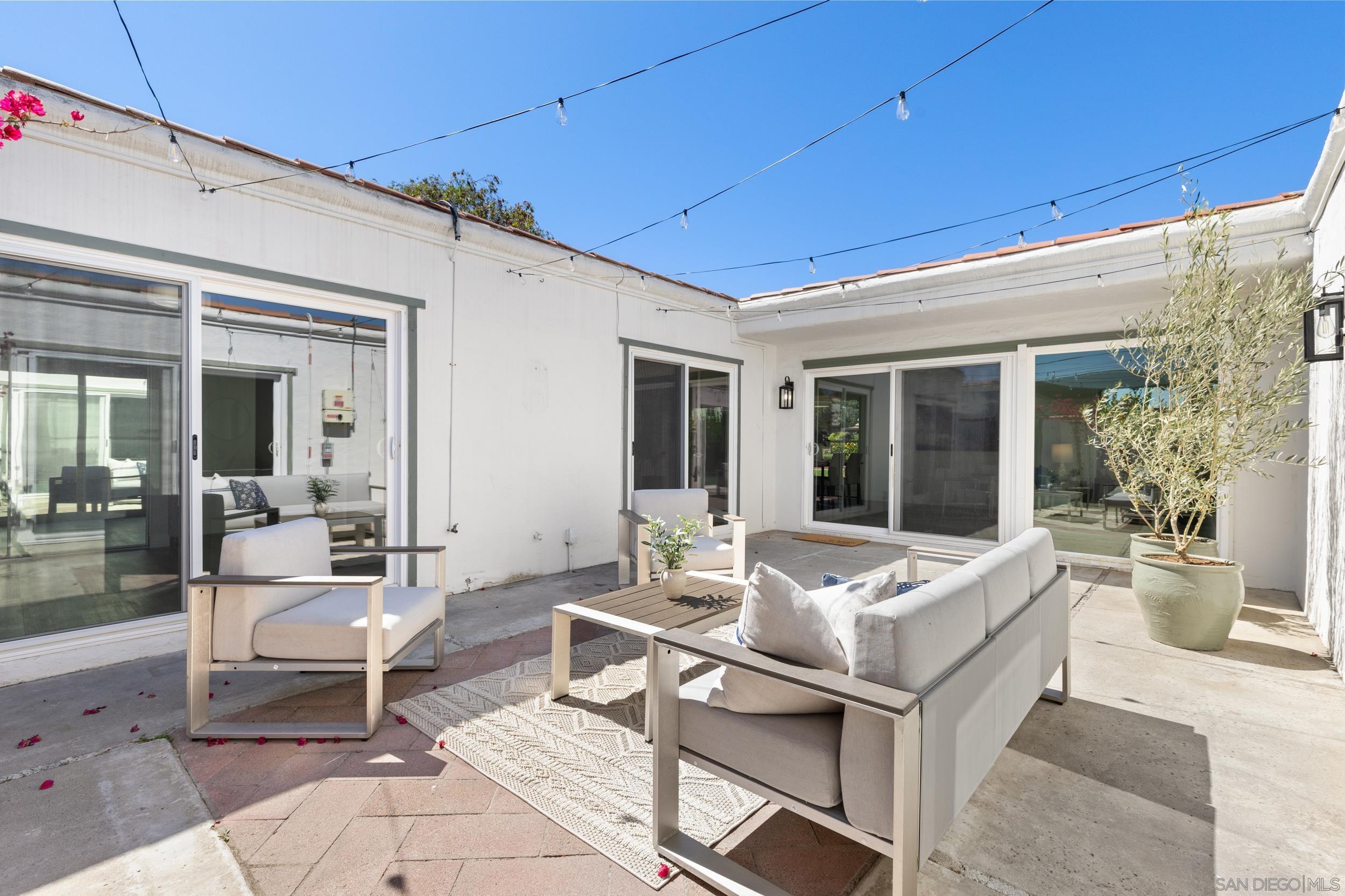 Detail Gallery Image 18 of 20 For 3621  Vista Campana S  #45,  Oceanside,  CA 92057 - 3 Beds | 2 Baths