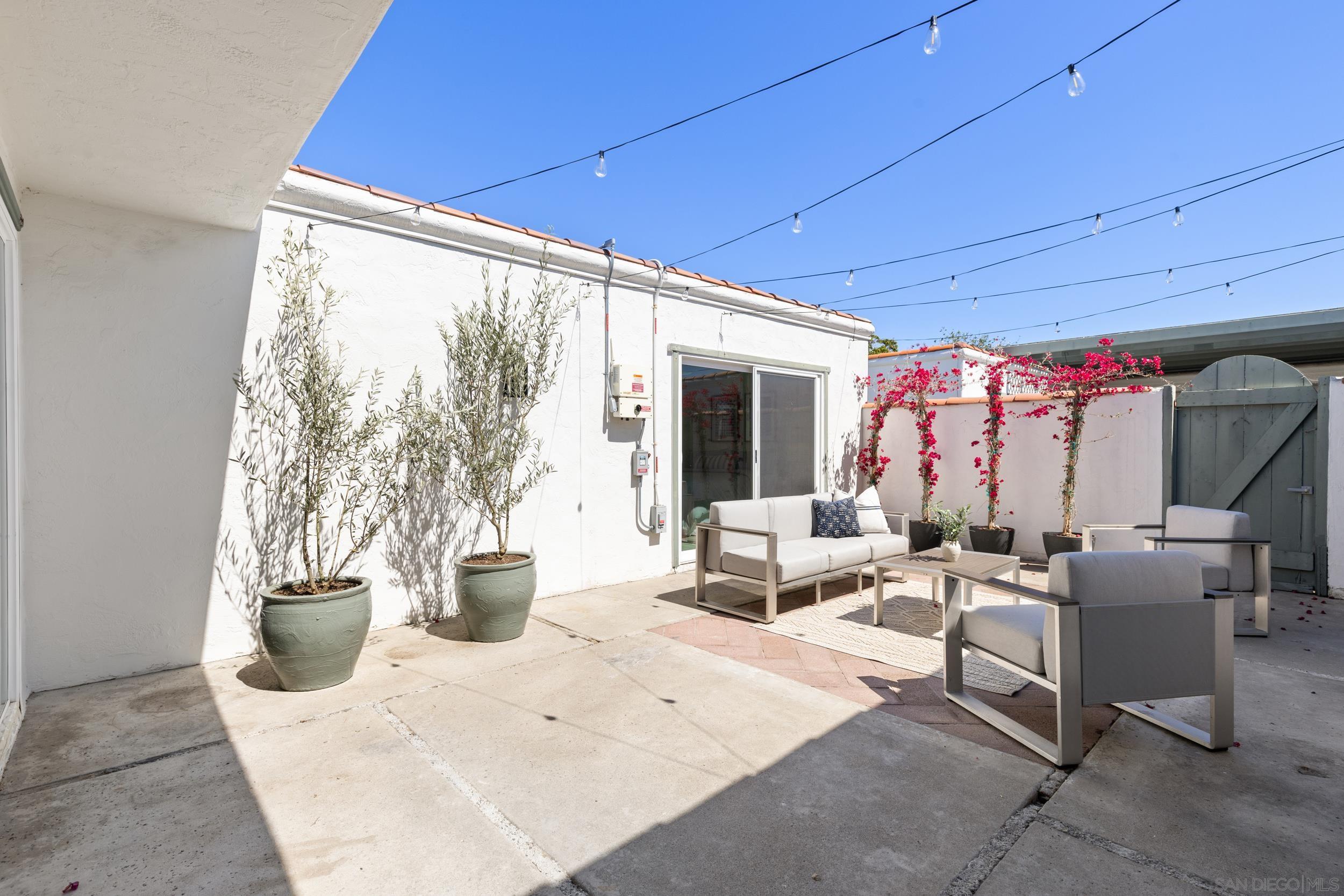 Detail Gallery Image 19 of 20 For 3621  Vista Campana S  #45,  Oceanside,  CA 92057 - 3 Beds | 2 Baths