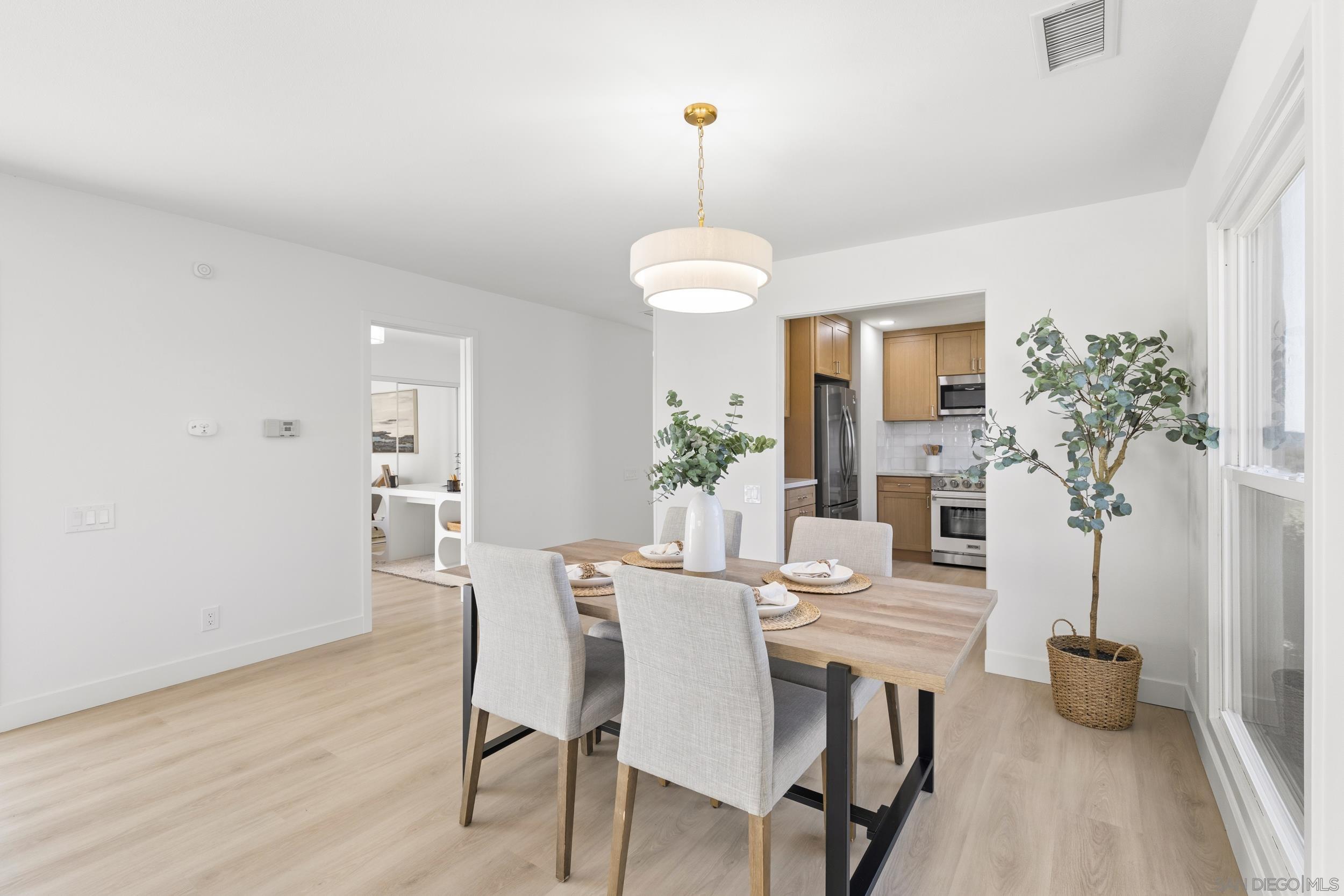 Detail Gallery Image 9 of 20 For 3621  Vista Campana S  #45,  Oceanside,  CA 92057 - 3 Beds | 2 Baths