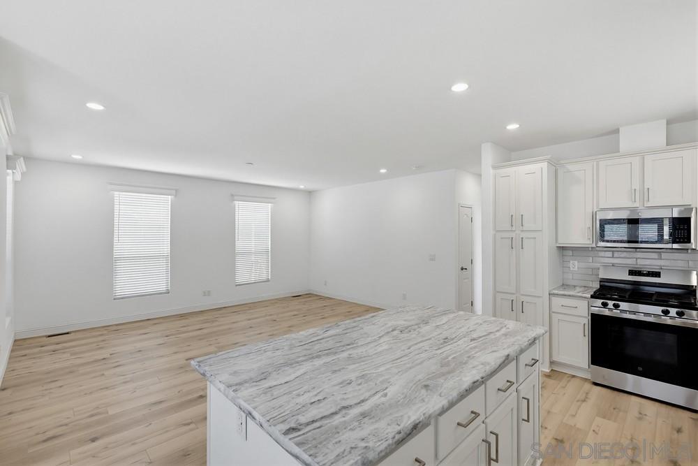 Detail Gallery Image 17 of 39 For 1951  47th  #43,  San Diego,  CA 92102 - 3 Beds | 2 Baths