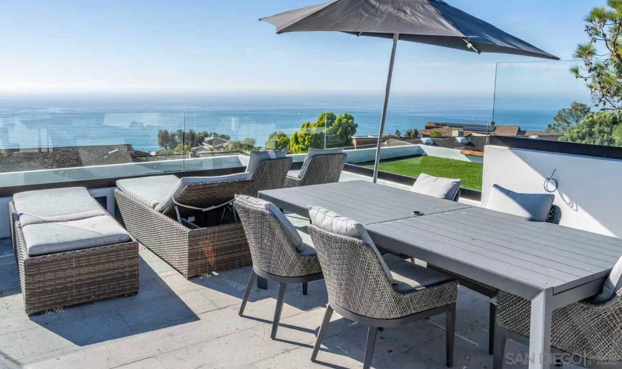 Detail Gallery Image 31 of 36 For 8433  Prestwick Dr, La Jolla,  CA 92037 - 5 Beds | 5/2 Baths