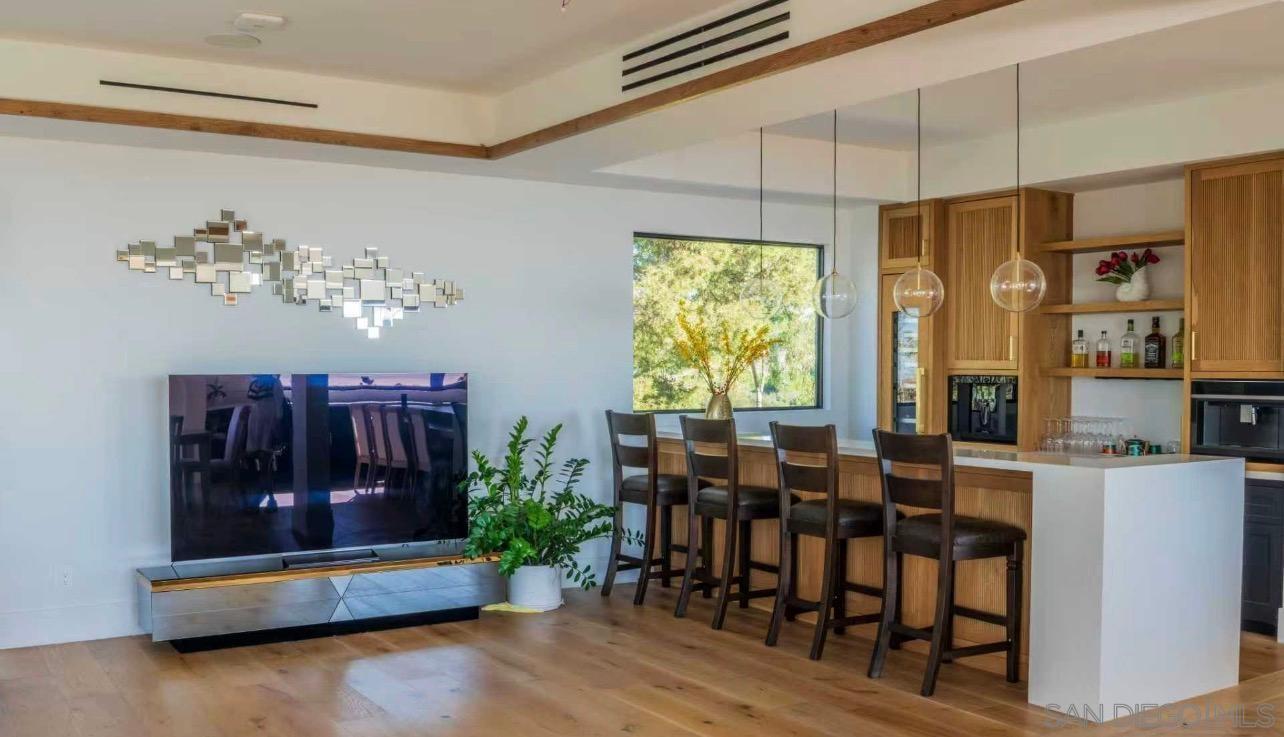 Detail Gallery Image 32 of 36 For 8433  Prestwick Dr, La Jolla,  CA 92037 - 5 Beds | 5/2 Baths