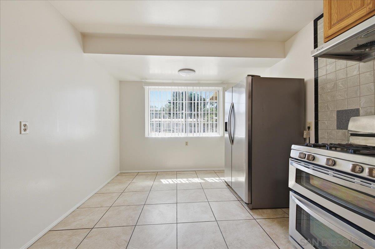 Detail Gallery Image 14 of 39 For 5810  Redwood Street, San Diego,  CA 92105 - 3 Beds | 2 Baths