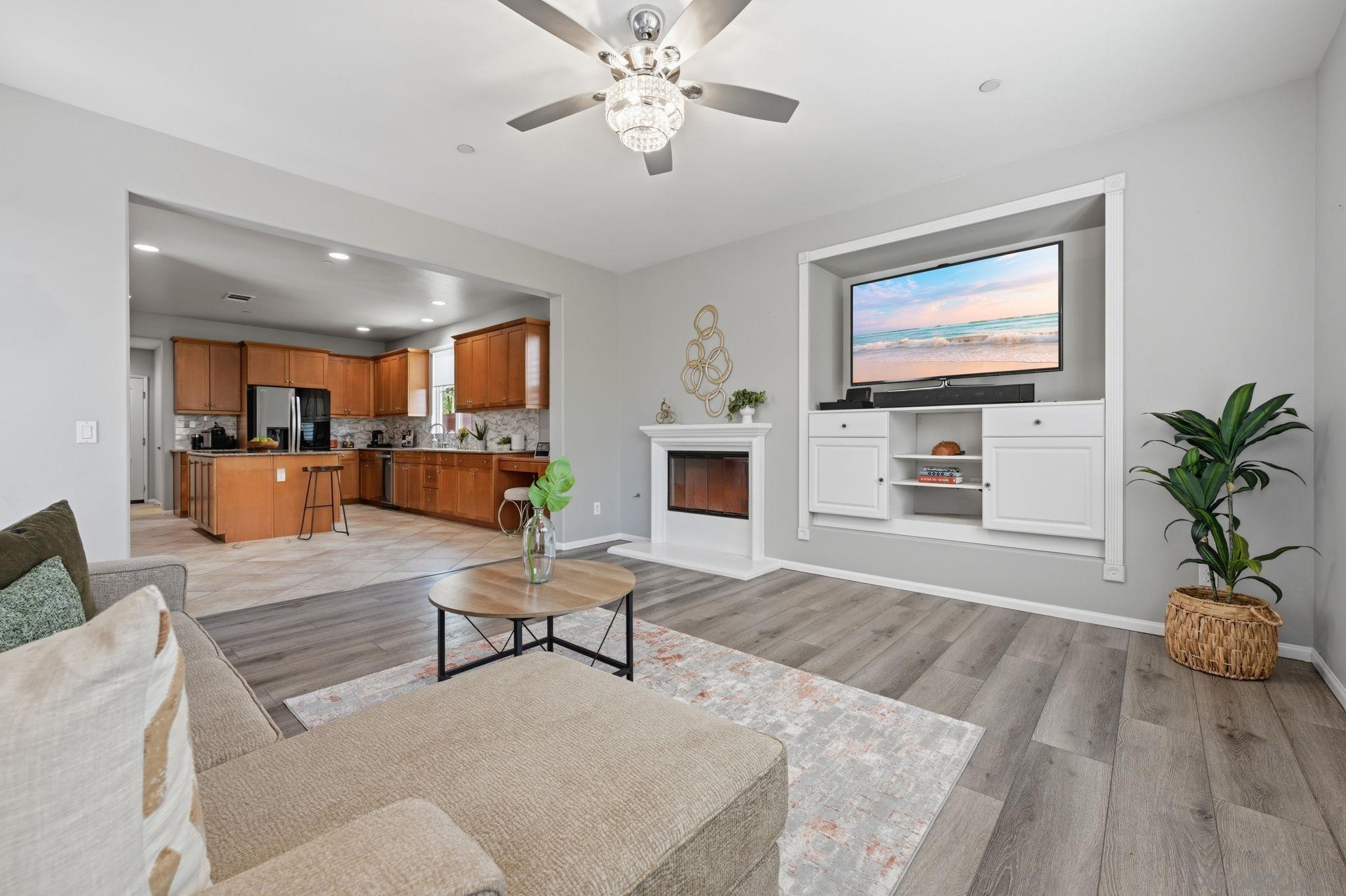 Detail Gallery Image 18 of 56 For 3257  Timken Circle, Escondido,  CA 92027 - 6 Beds | 3/1 Baths