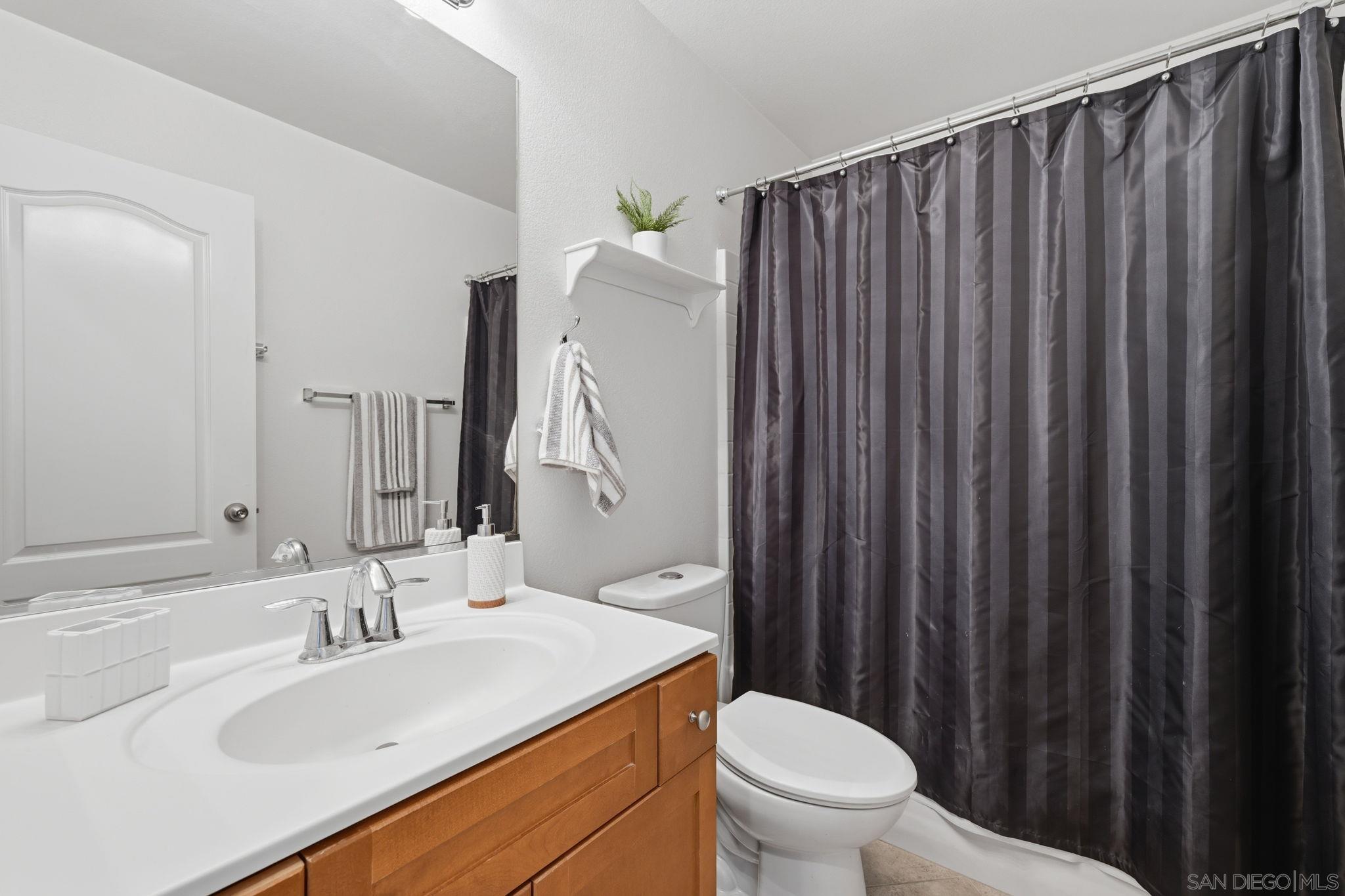 Detail Gallery Image 41 of 56 For 3257  Timken Circle, Escondido,  CA 92027 - 6 Beds | 3/1 Baths