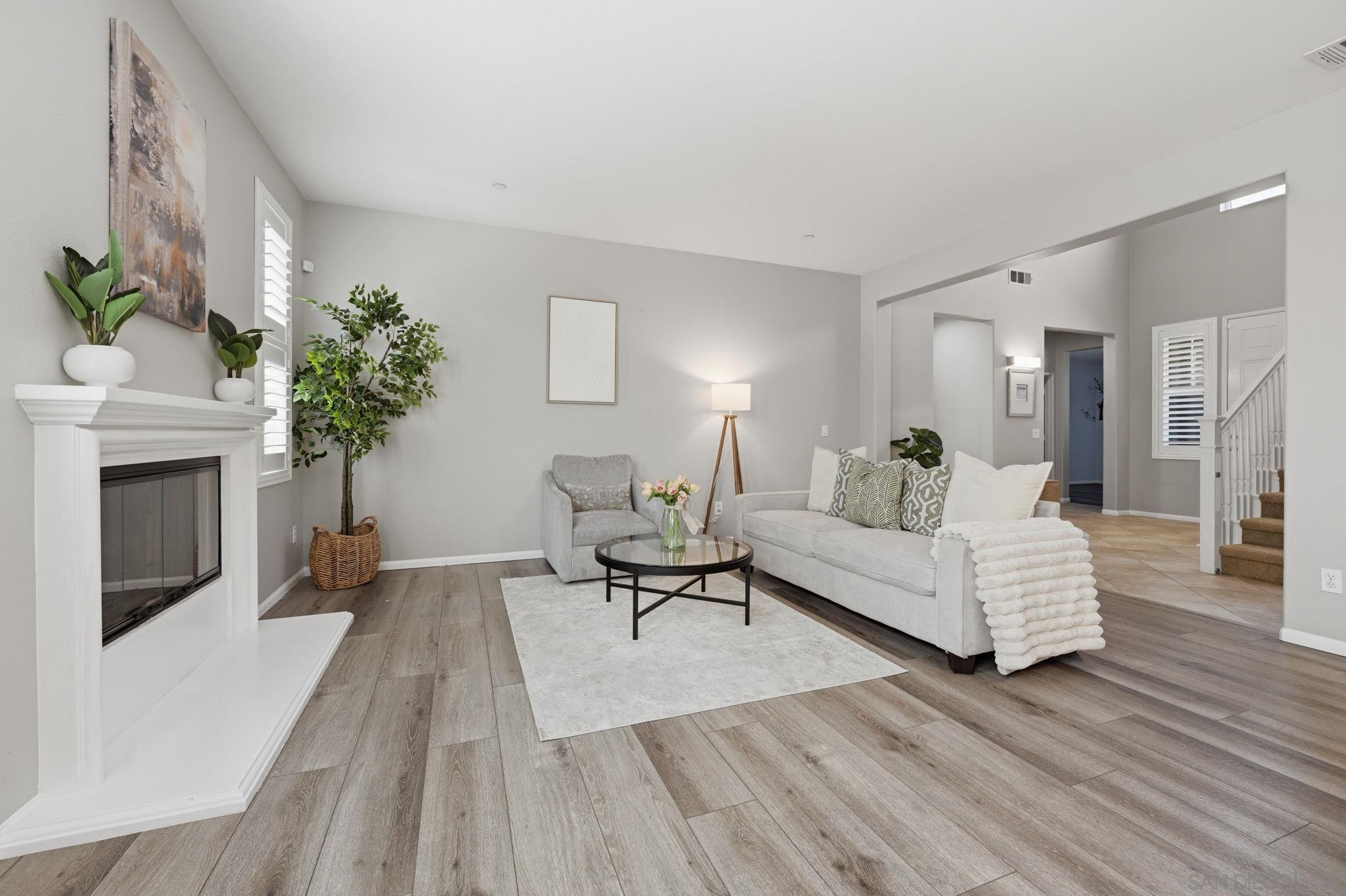 Detail Gallery Image 7 of 56 For 3257  Timken Circle, Escondido,  CA 92027 - 6 Beds | 3/1 Baths