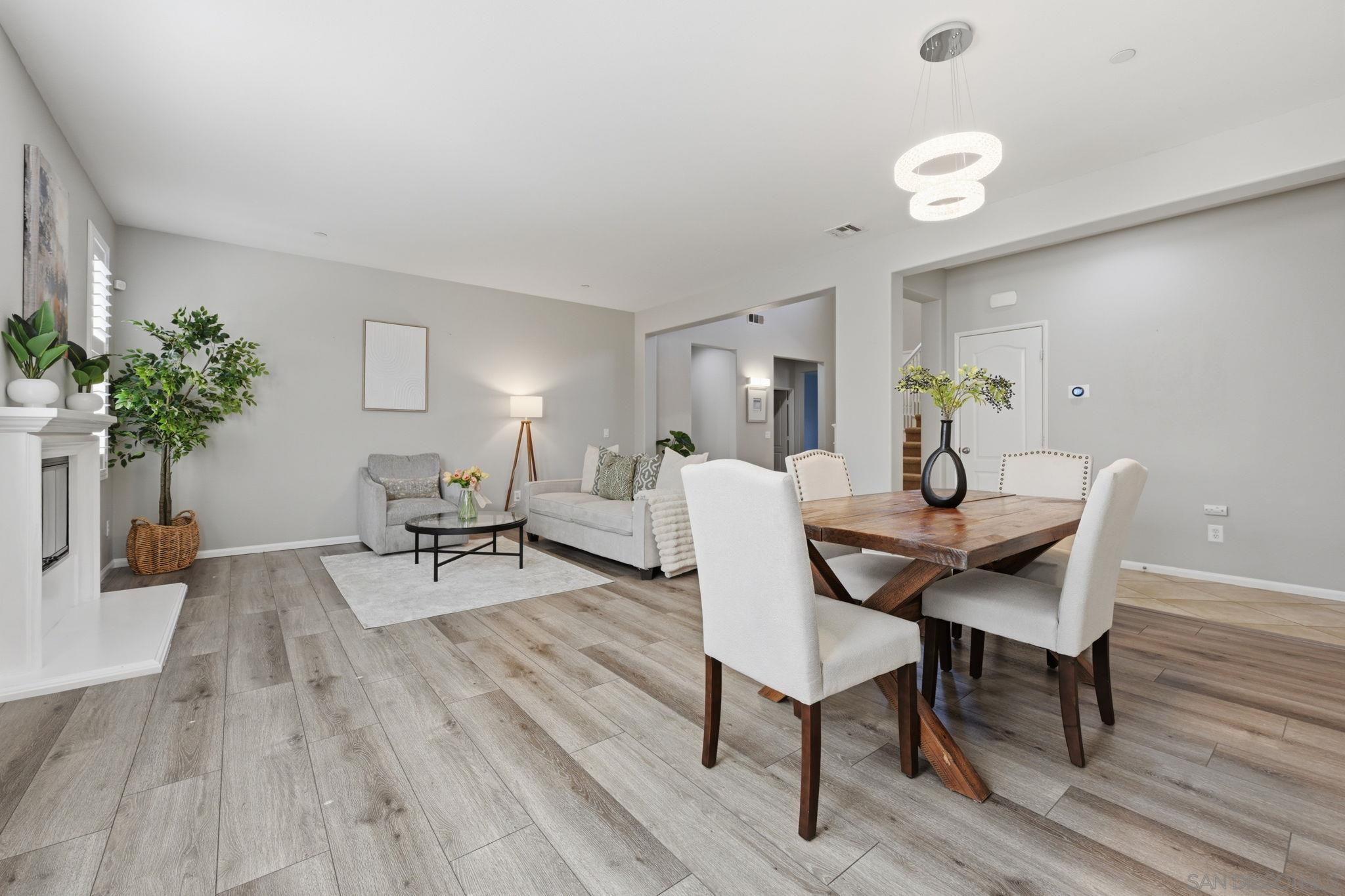 Detail Gallery Image 8 of 56 For 3257  Timken Circle, Escondido,  CA 92027 - 6 Beds | 3/1 Baths