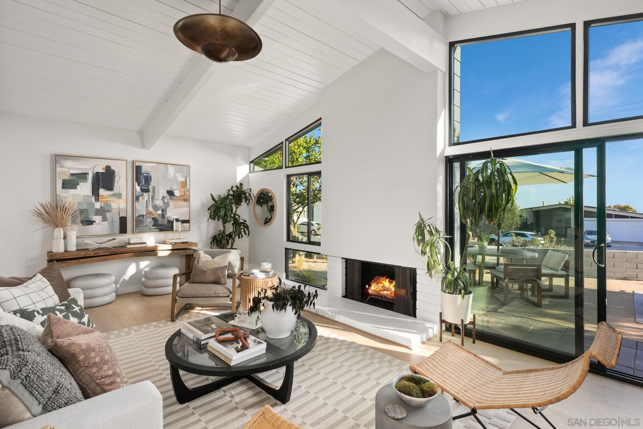 Front Image Thumbnail for SD260006560