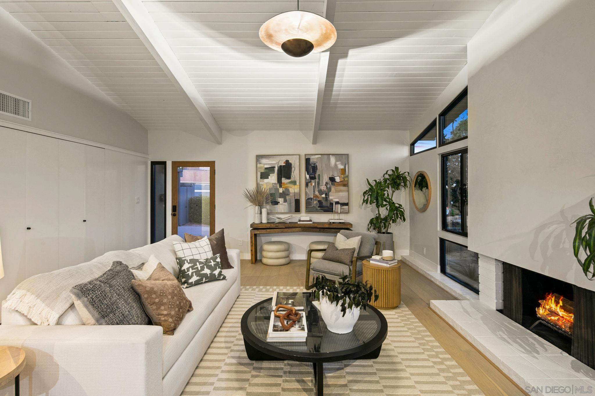 Detail Gallery Image 18 of 49 For 2526  Aster St, San Diego,  CA 92109 - 4 Beds | 2 Baths