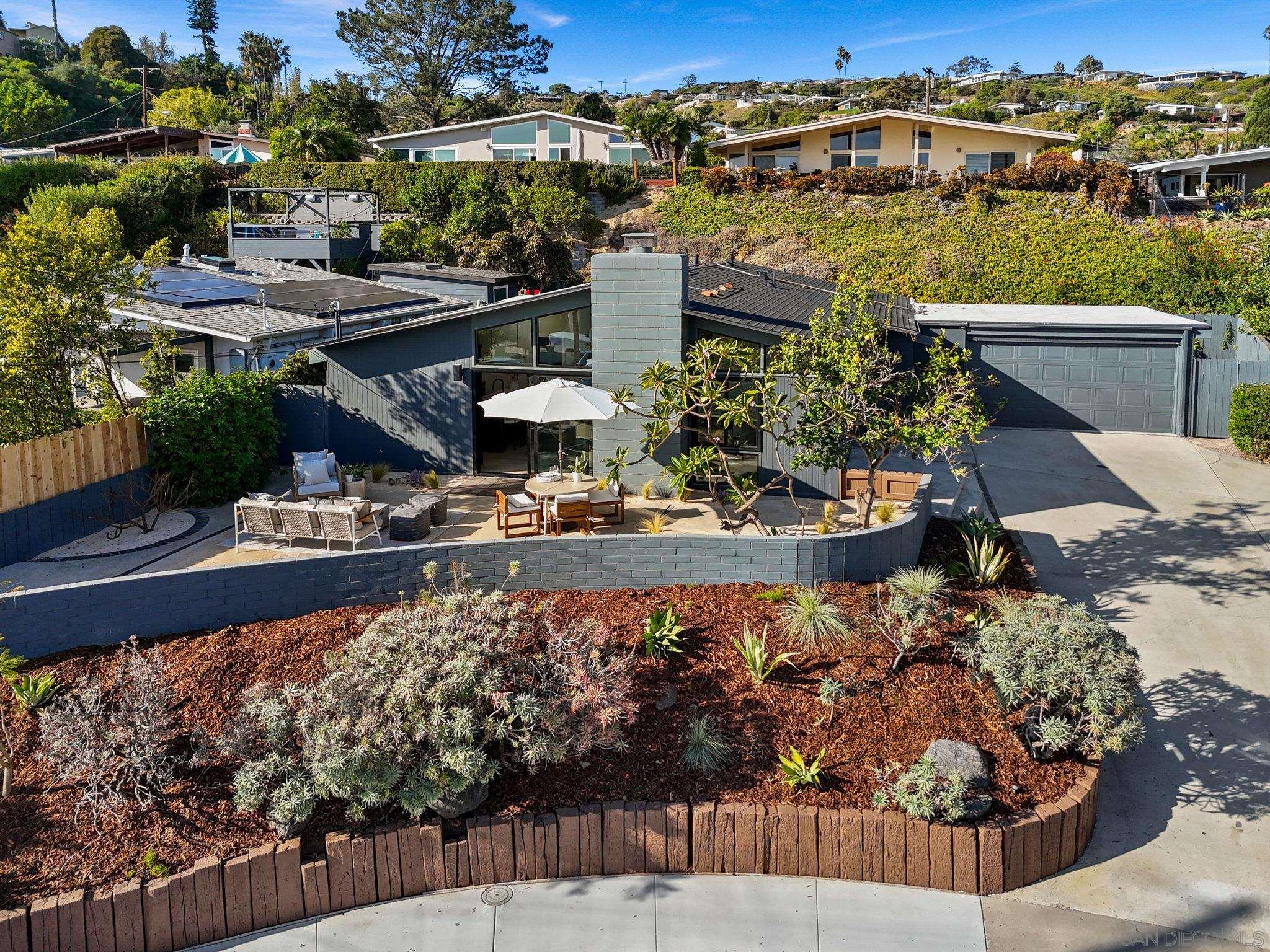 Detail Gallery Image 45 of 49 For 2526  Aster St, San Diego,  CA 92109 - 4 Beds | 2 Baths