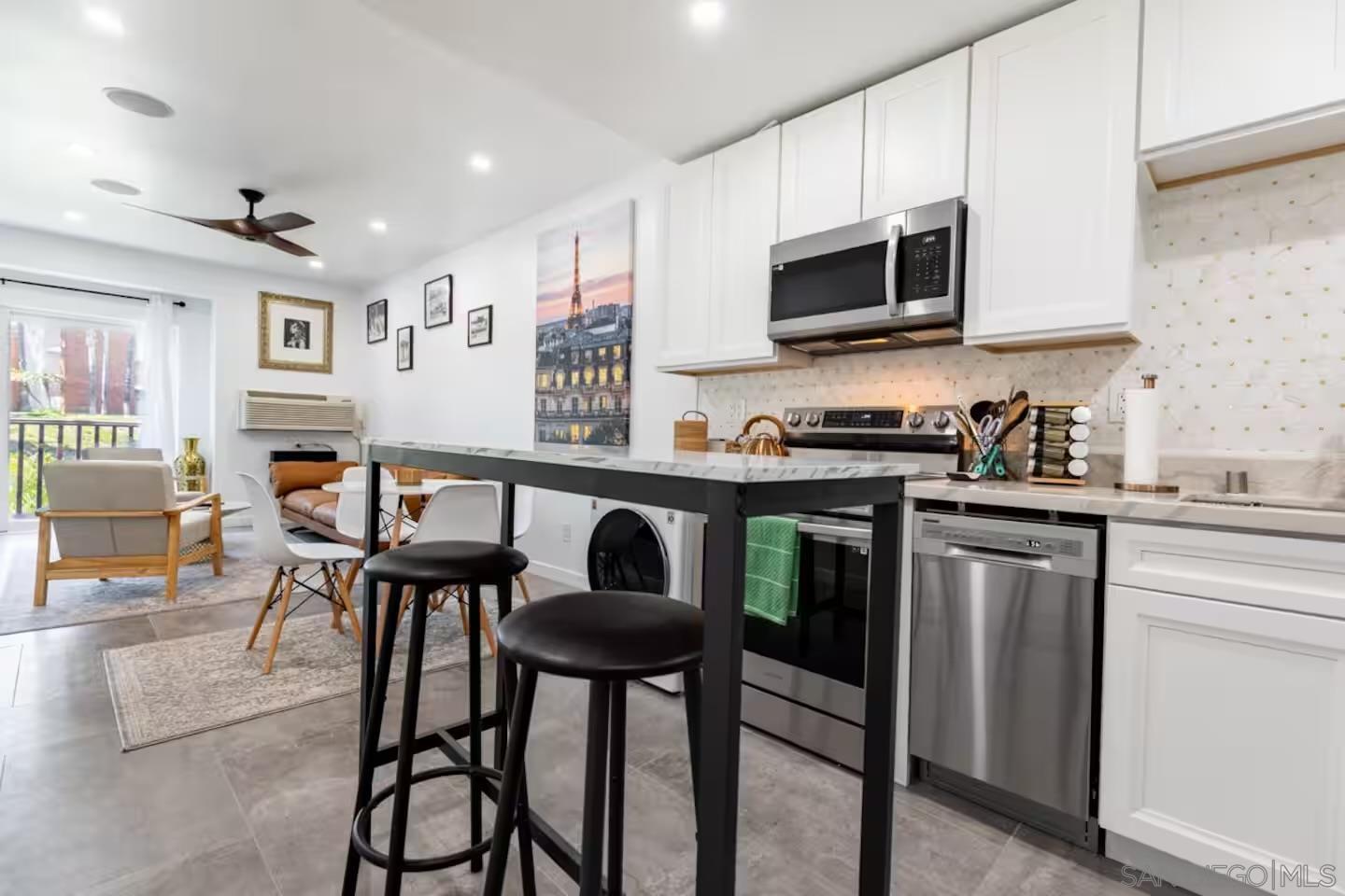 Detail Gallery Image 10 of 33 For 2003  Costa Del Mar Rd  #671,  Carlsbad,  CA 92009 - 1 Beds | 1/1 Baths