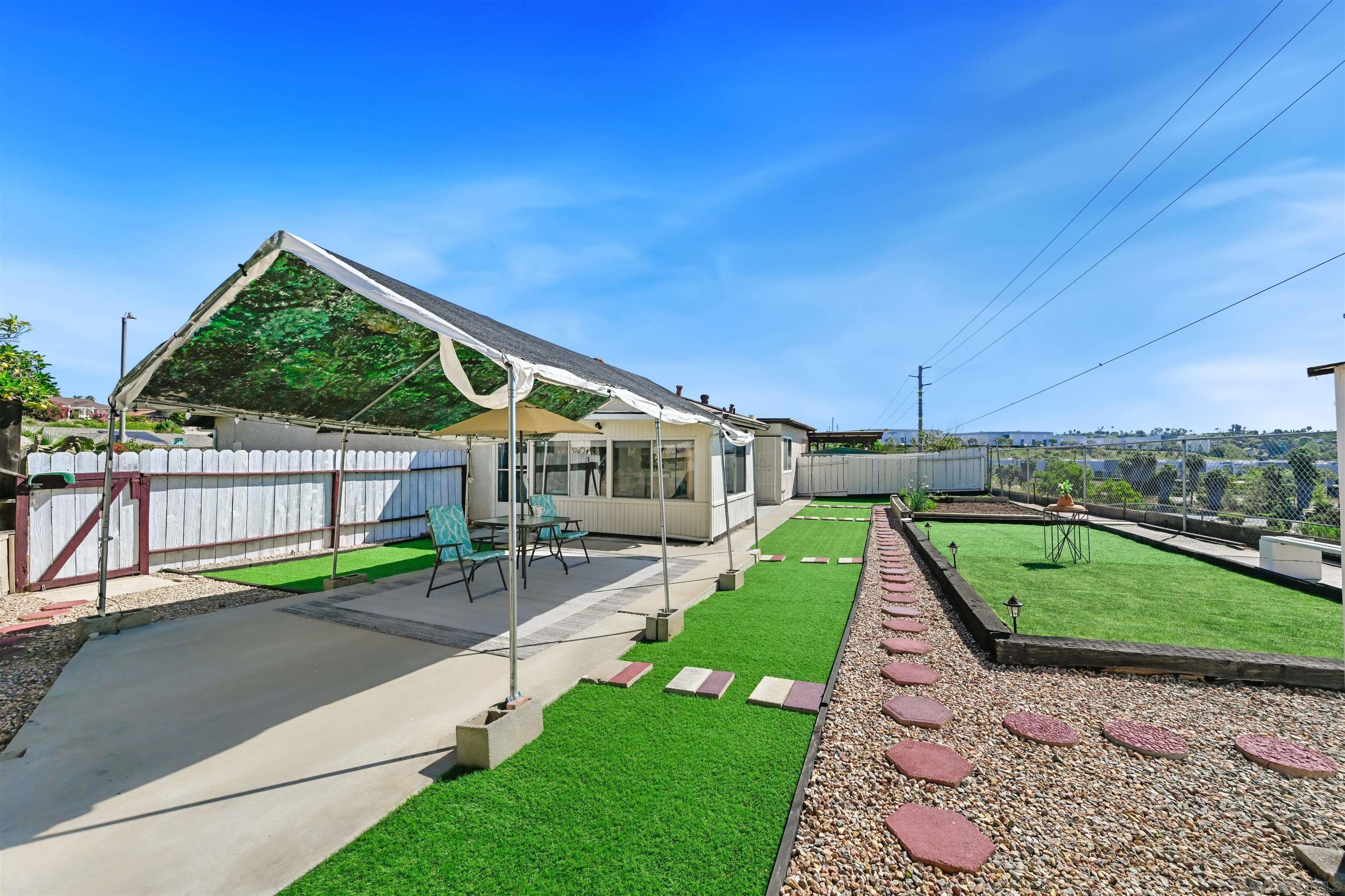 Detail Gallery Image 14 of 20 For 4517  Quailridge Dr, Oceanside,  CA 92056 - 2 Beds | 1 Baths