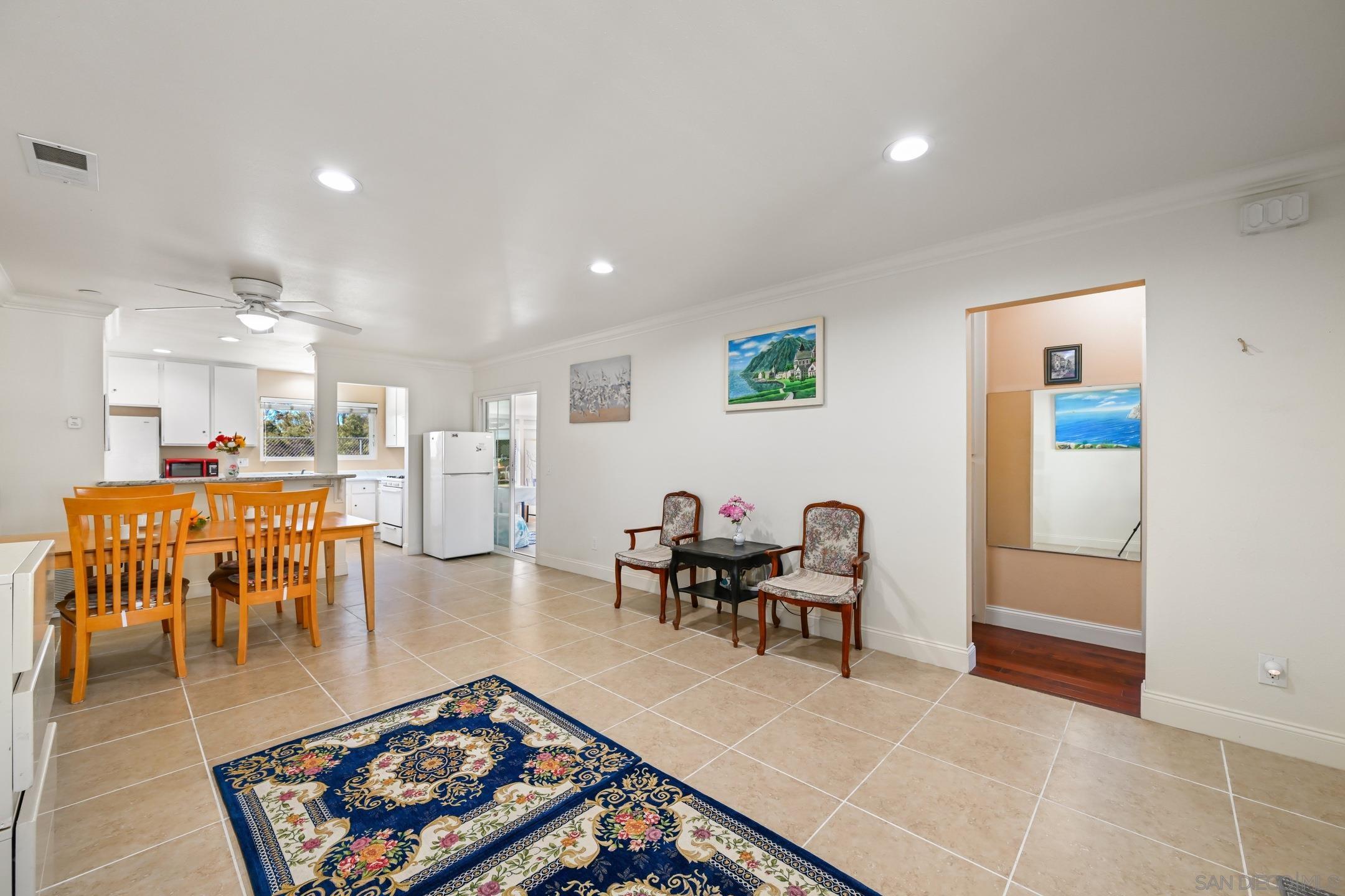 Detail Gallery Image 4 of 20 For 4517  Quailridge Dr, Oceanside,  CA 92056 - 2 Beds | 1 Baths