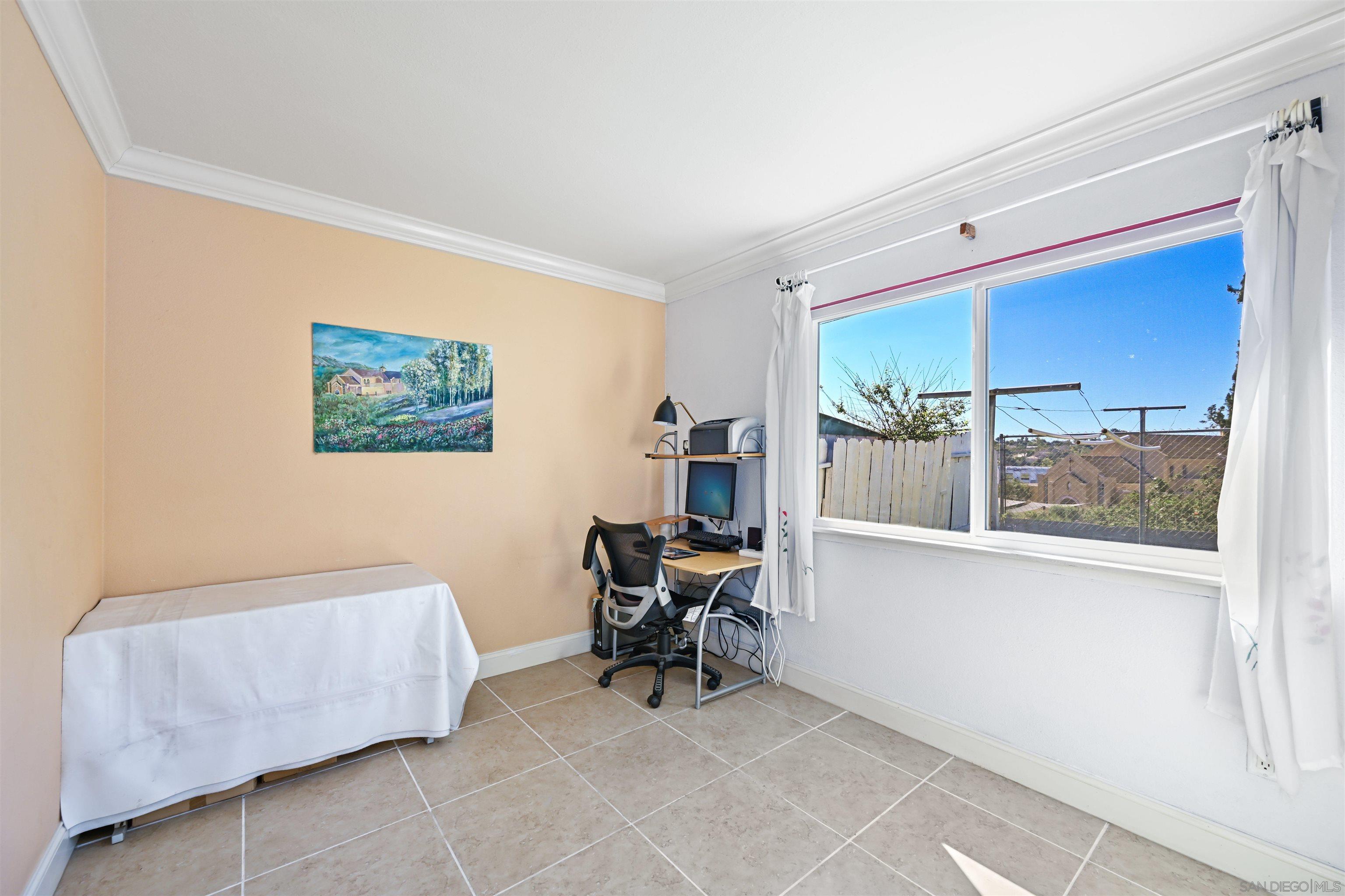 Detail Gallery Image 8 of 20 For 4517  Quailridge Dr, Oceanside,  CA 92056 - 2 Beds | 1 Baths