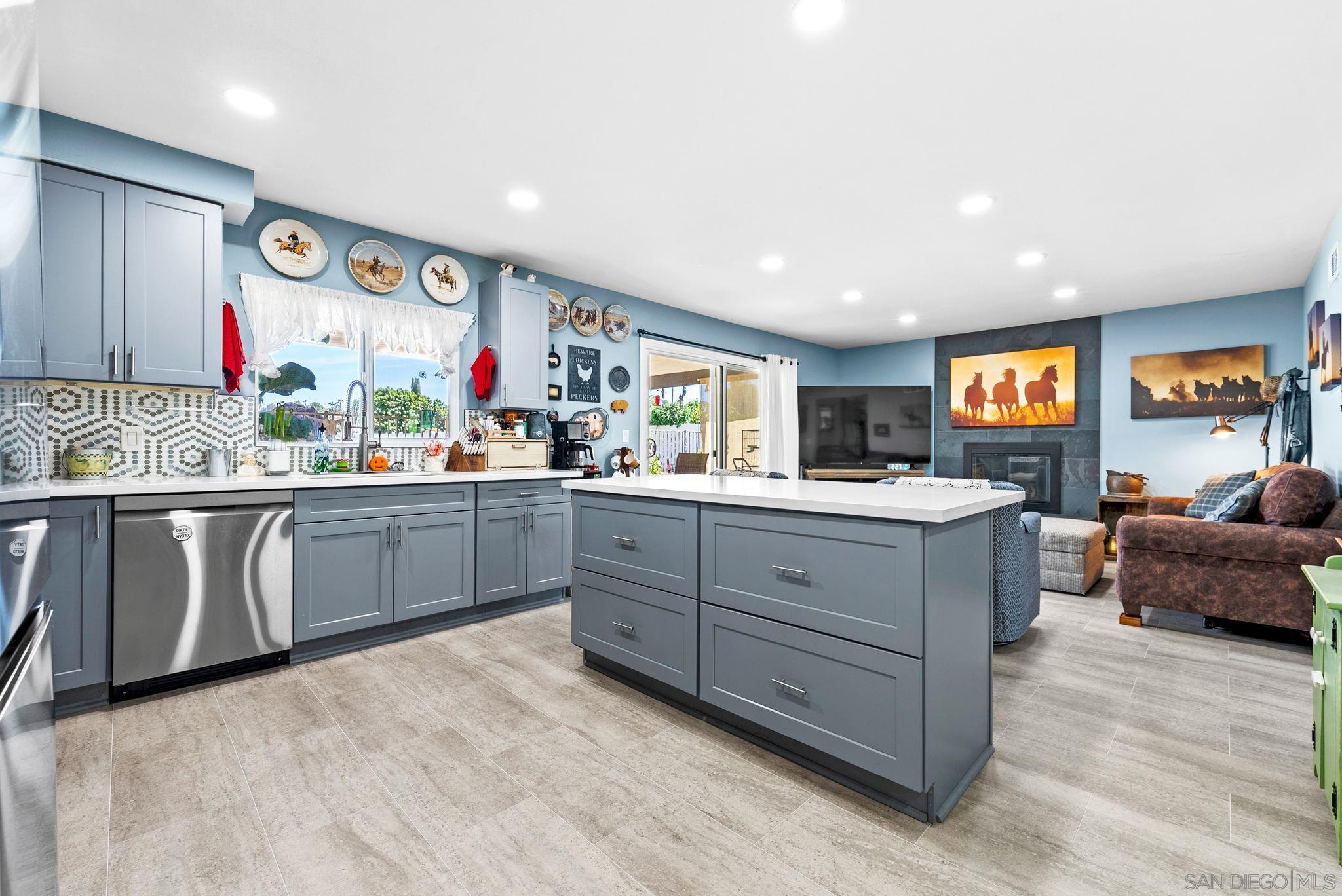 Front Image Thumbnail for SD260006576