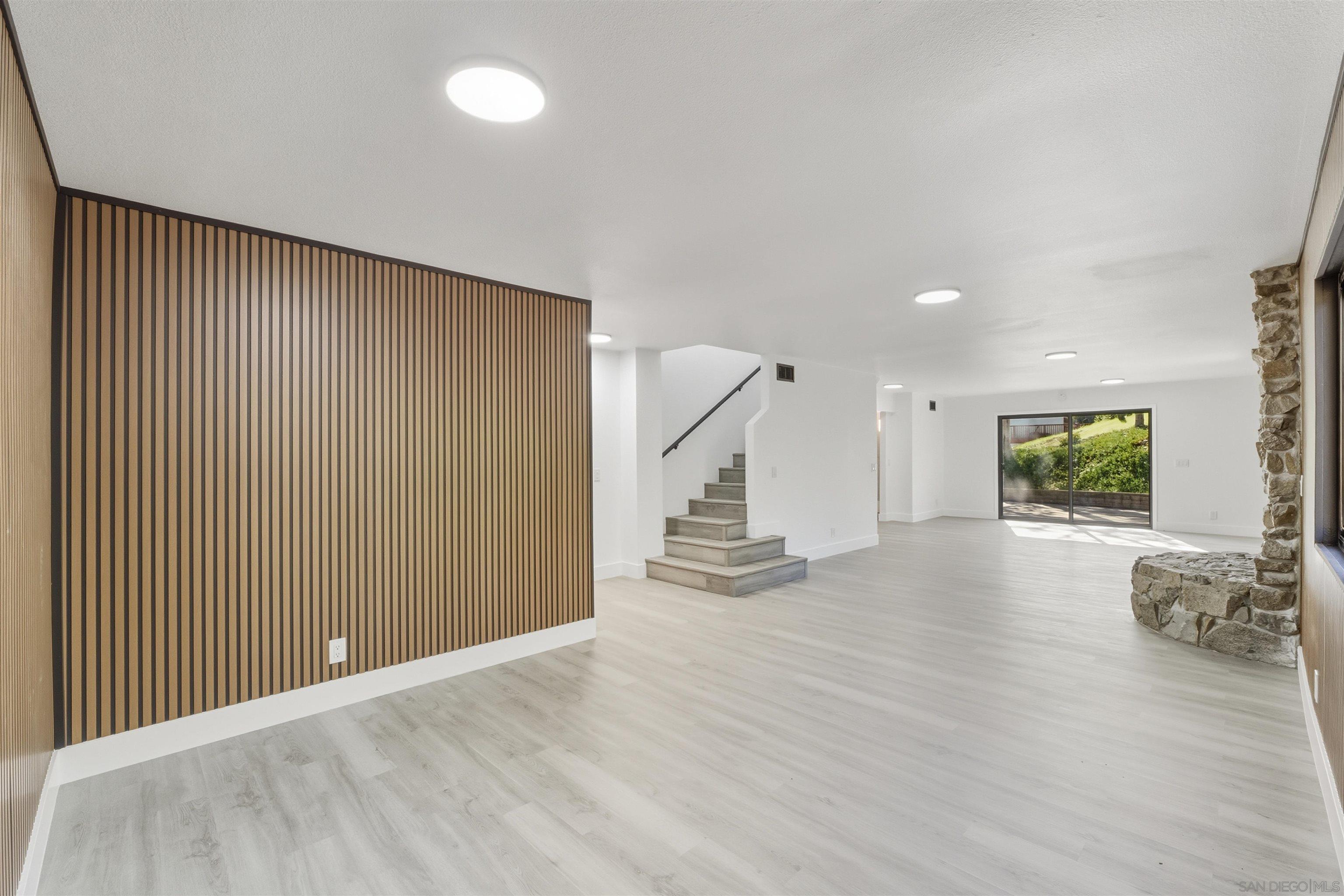 Detail Gallery Image 3 of 27 For 11618  Johnson Lake Road, Lakeside,  CA 92040 - 4 Beds | 3 Baths