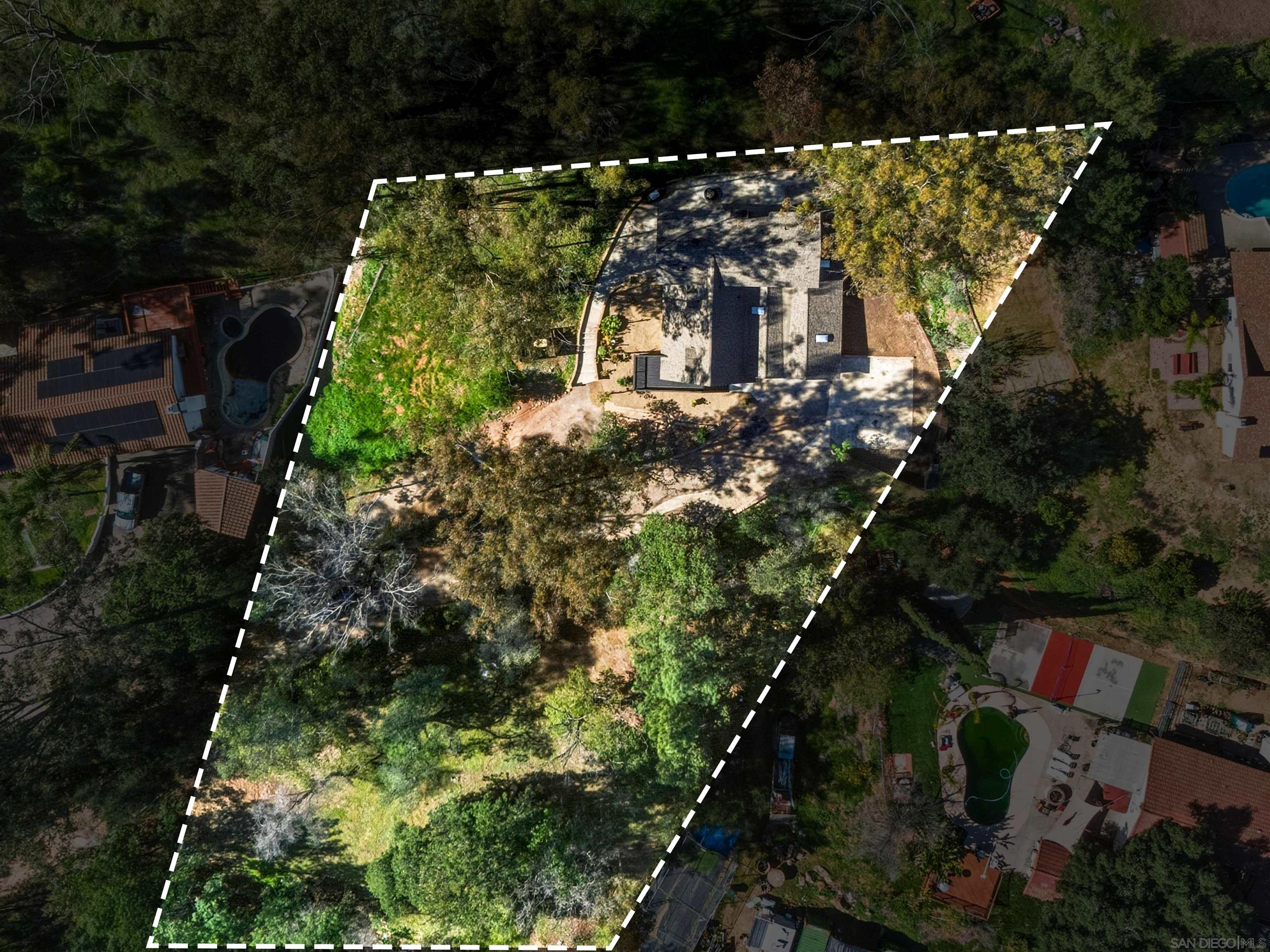 Detail Gallery Image 23 of 27 For 11618  Johnson Lake Road, Lakeside,  CA 92040 - 4 Beds | 3 Baths