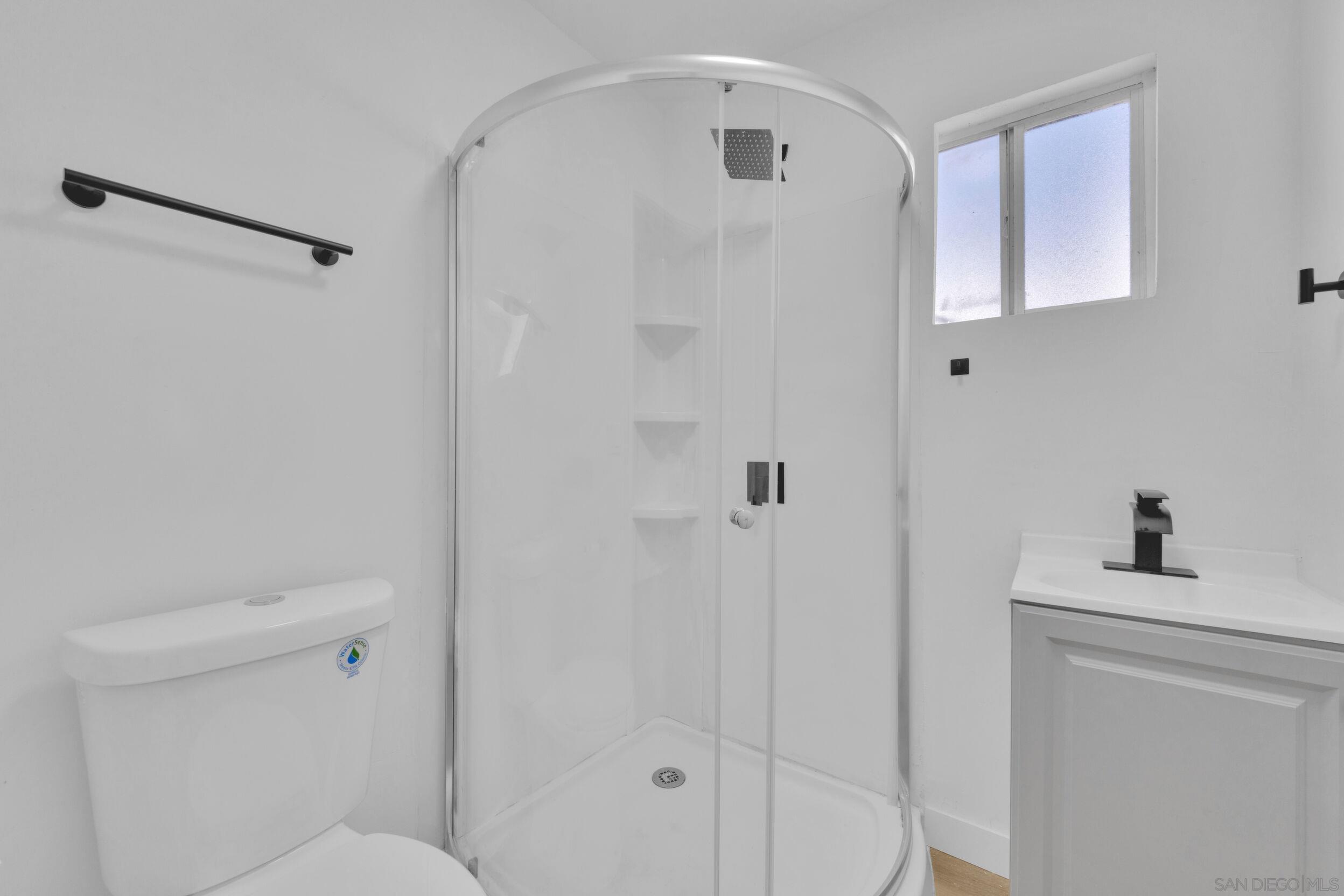 Detail Gallery Image 13 of 26 For 4312  Winona Ave, San Diego,  CA 92115 - 2 Beds | 2 Baths