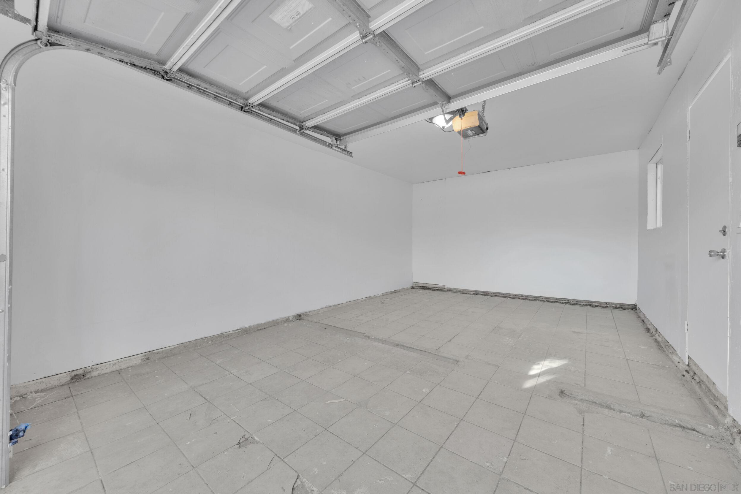 Detail Gallery Image 21 of 26 For 4312  Winona Ave, San Diego,  CA 92115 - 2 Beds | 2 Baths