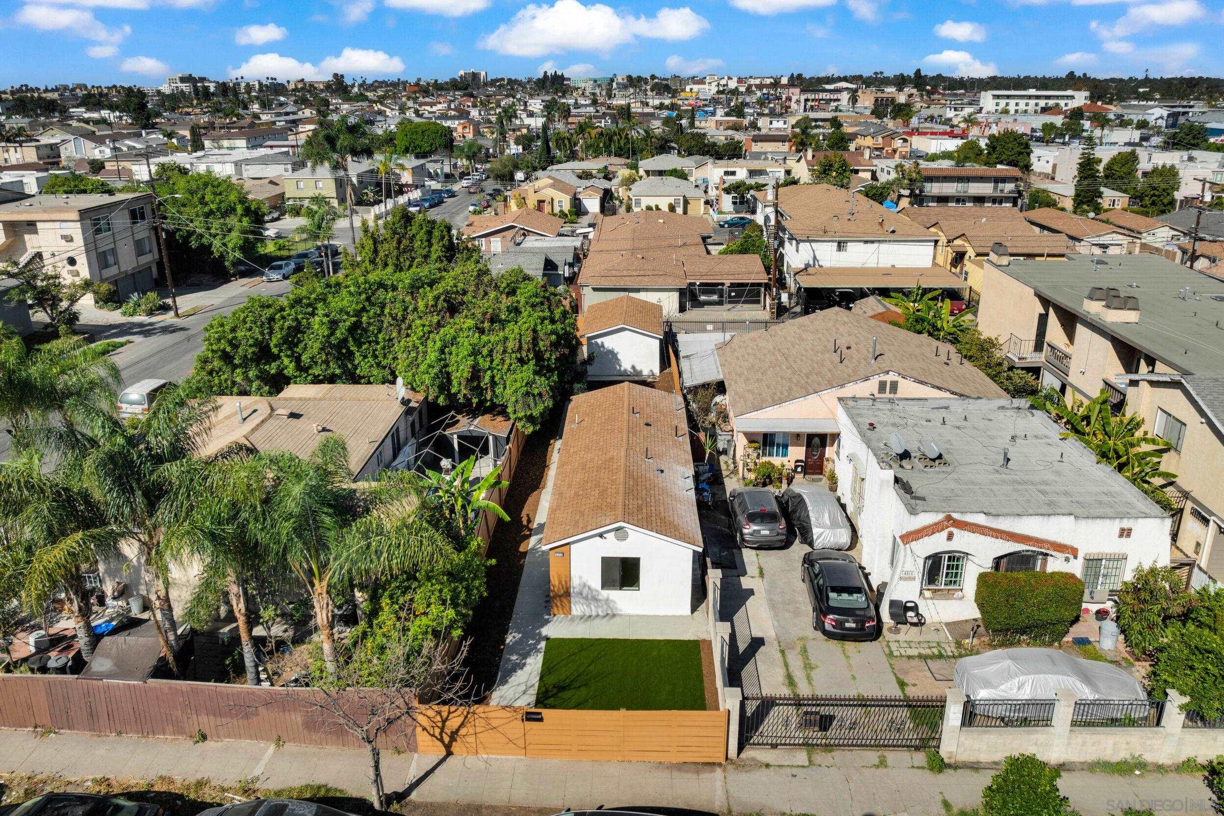 Detail Gallery Image 24 of 26 For 4312  Winona Ave, San Diego,  CA 92115 - 2 Beds | 2 Baths