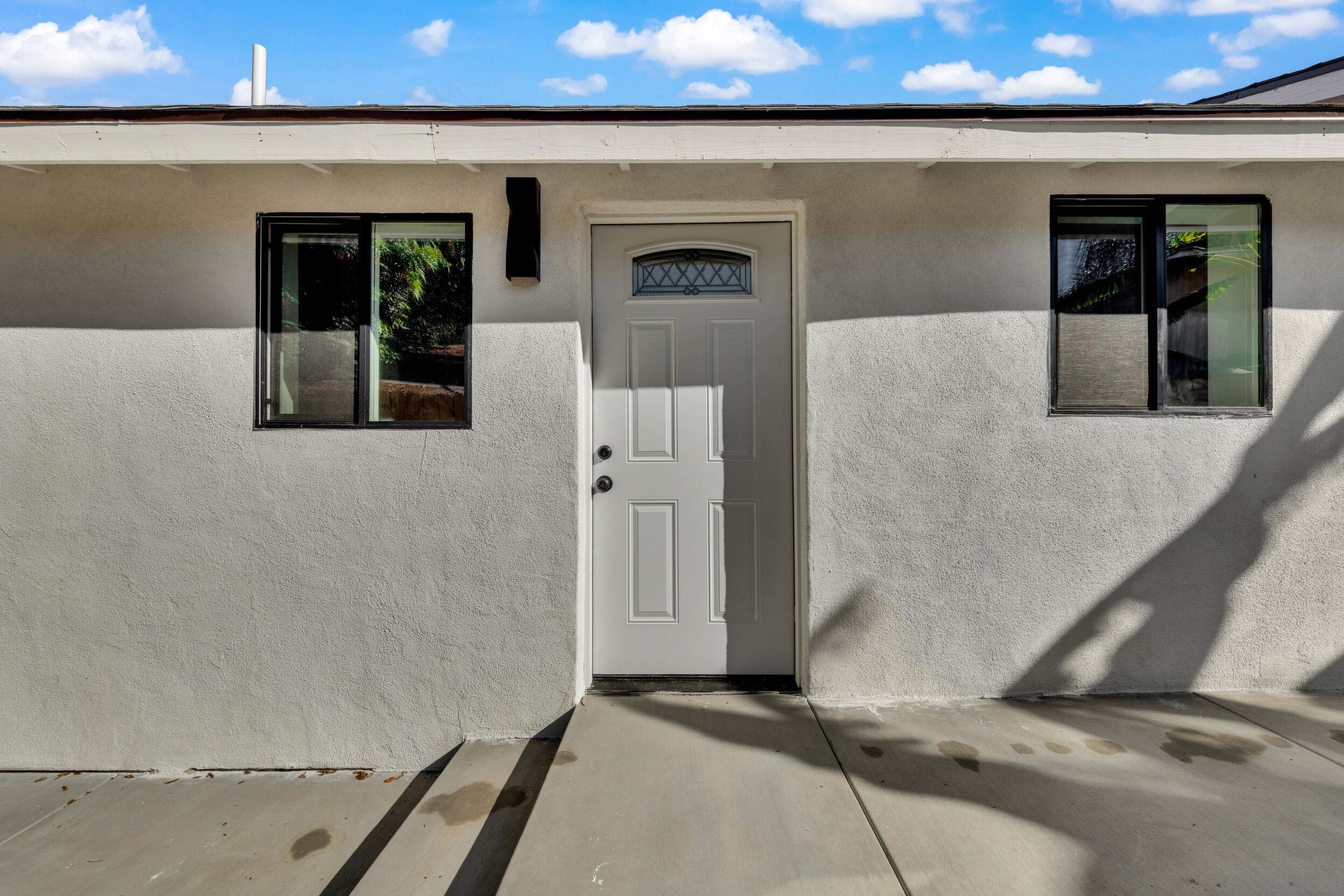 Detail Gallery Image 4 of 26 For 4312  Winona Ave, San Diego,  CA 92115 - 2 Beds | 2 Baths