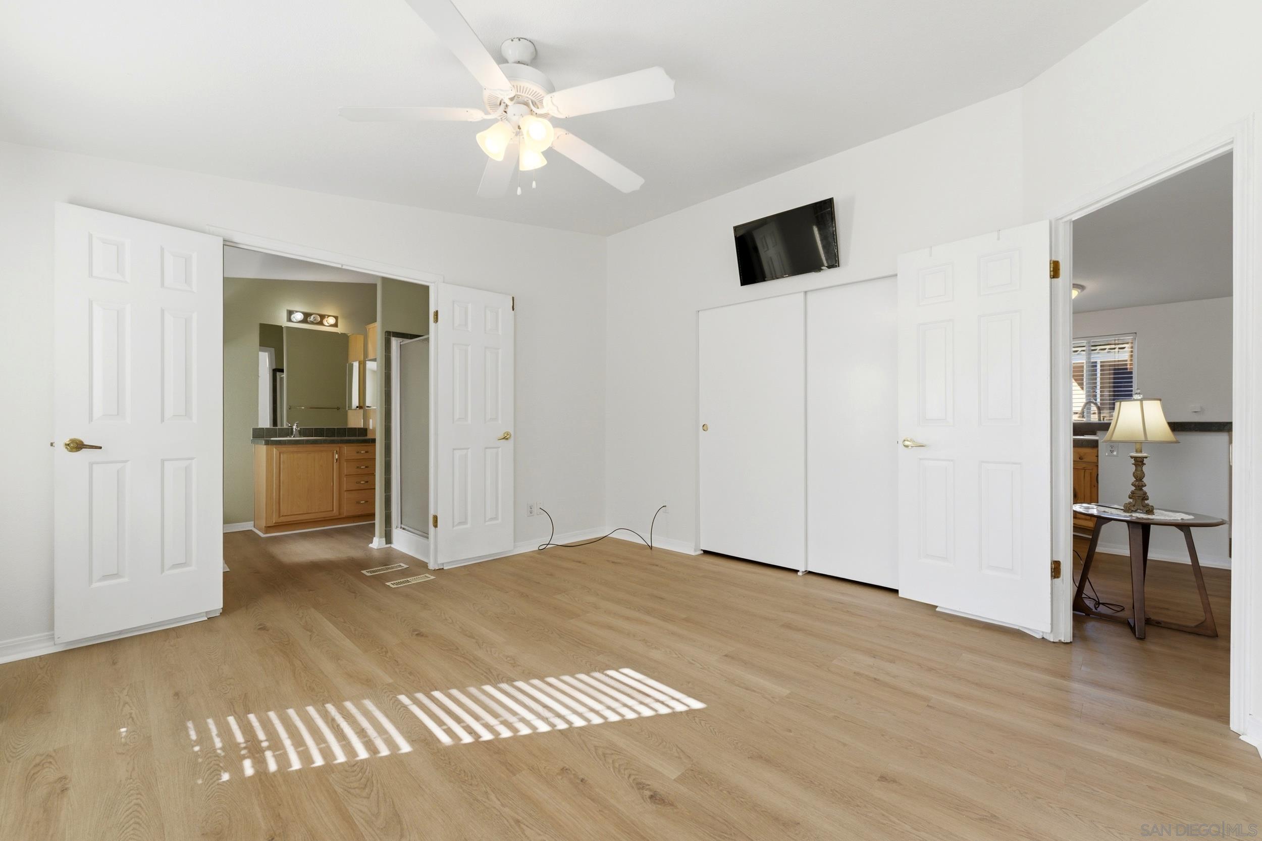 Detail Gallery Image 10 of 20 For 27701  Murrieta Road  Spc 76,  Sun City,  CA 92586 - 4 Beds | 2 Baths