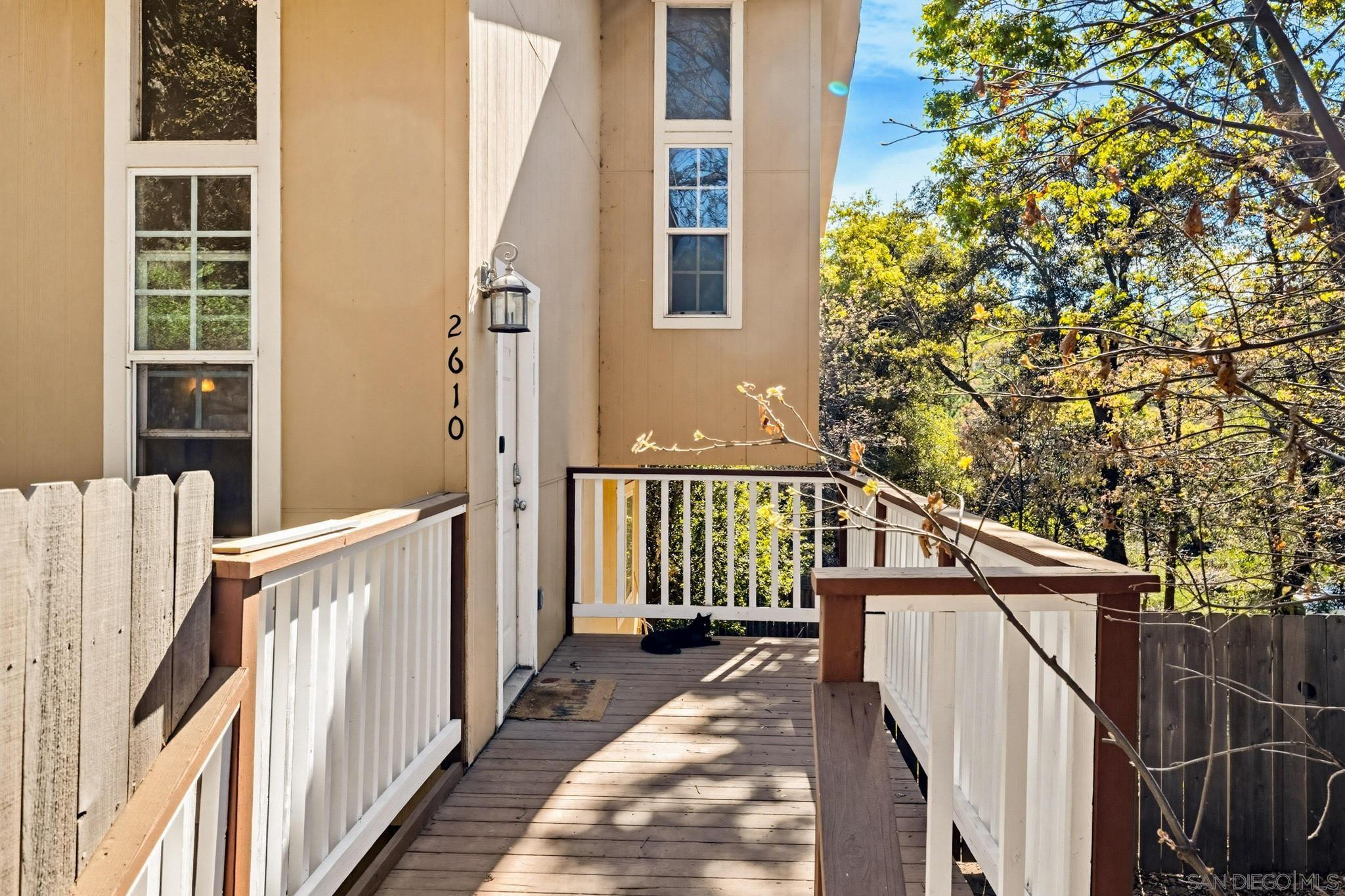 Front Image Thumbnail for SD260006584