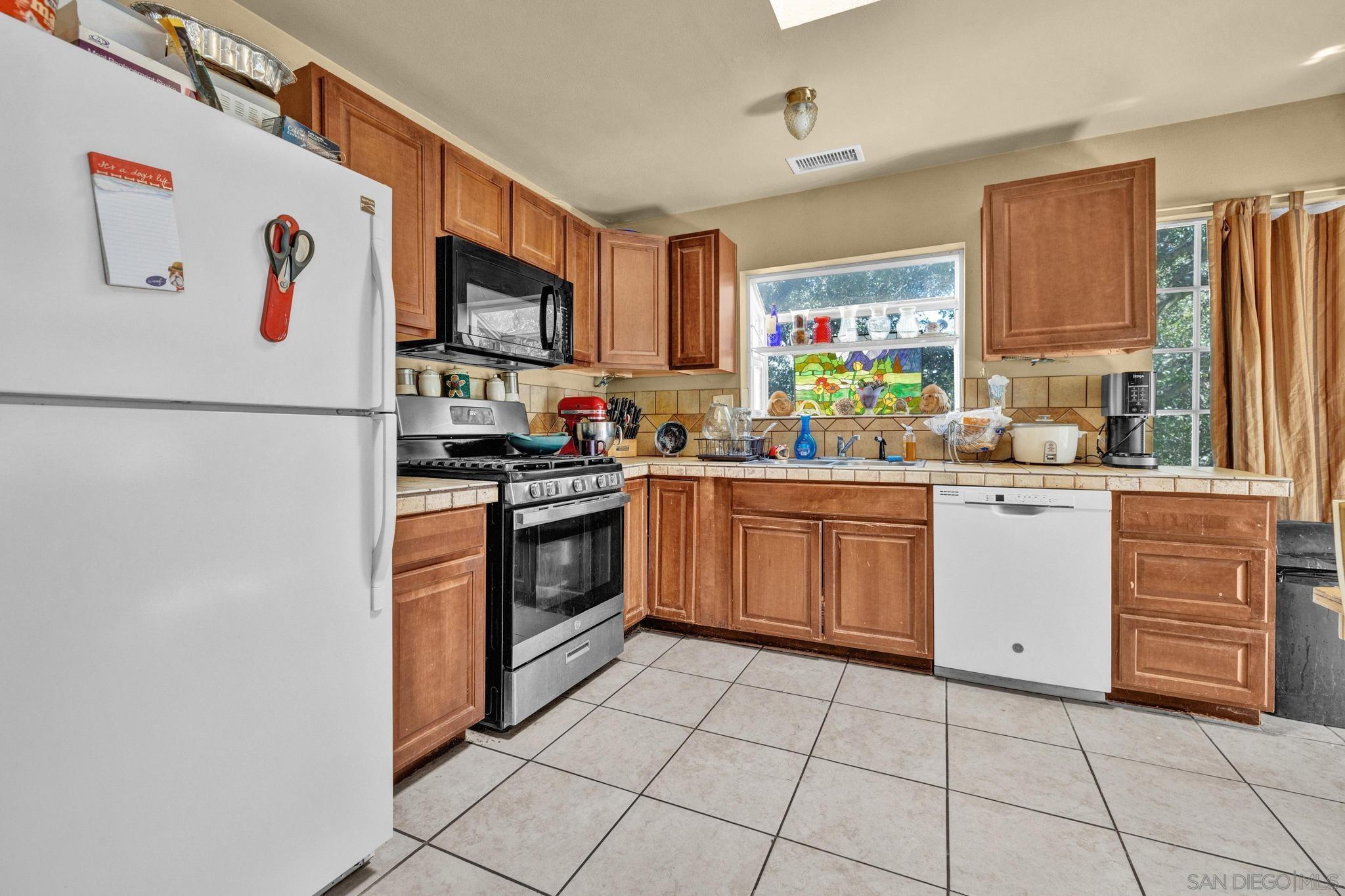 Detail Gallery Image 6 of 13 For 2610  Salton Vista Dr, Julian,  CA 92036 - 3 Beds | 2 Baths